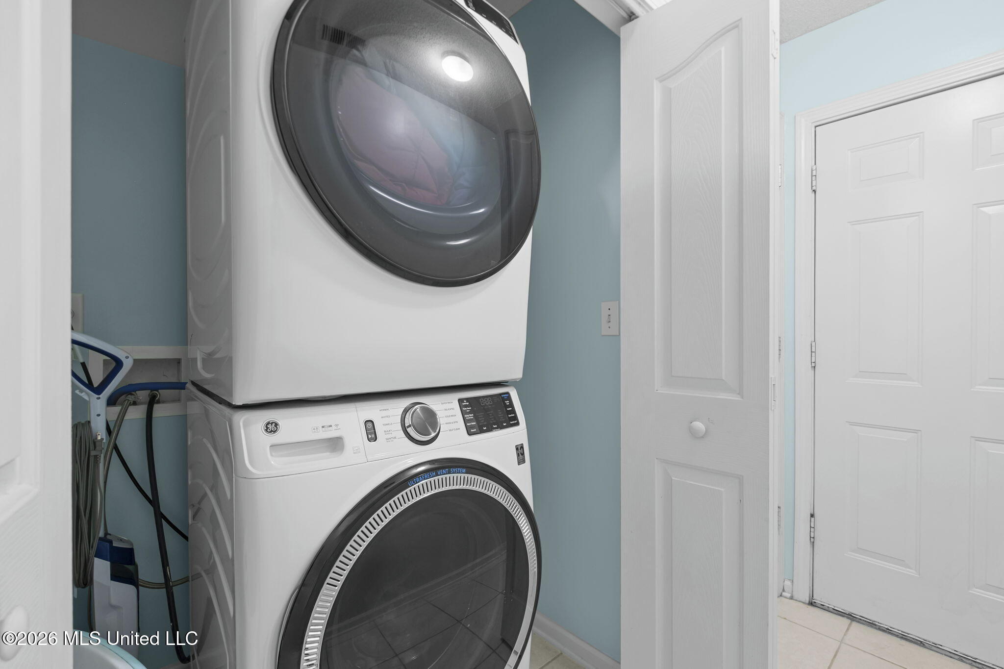 5681 Carter Drive Property Photo 27