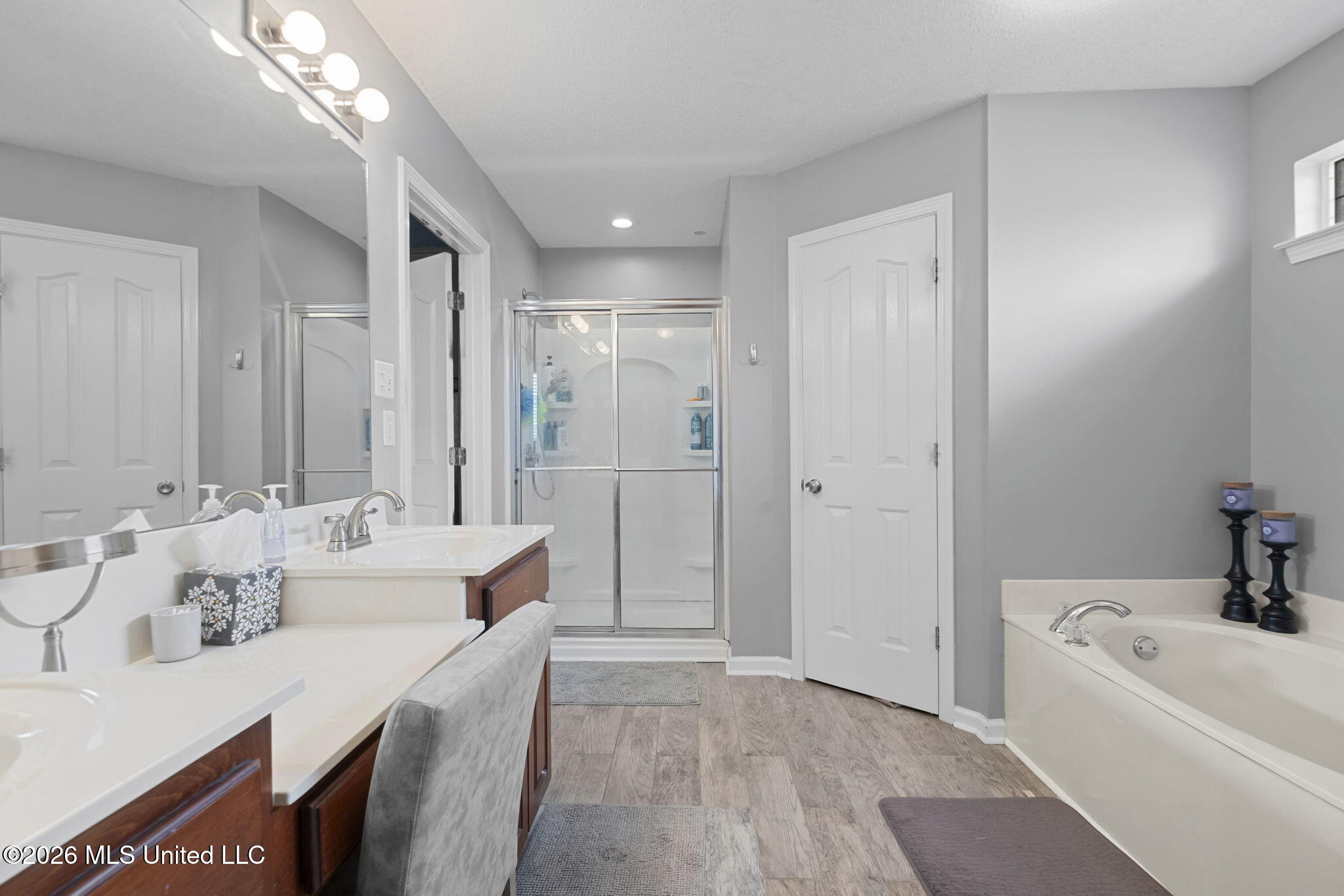 5681 Carter Drive Property Photo 30