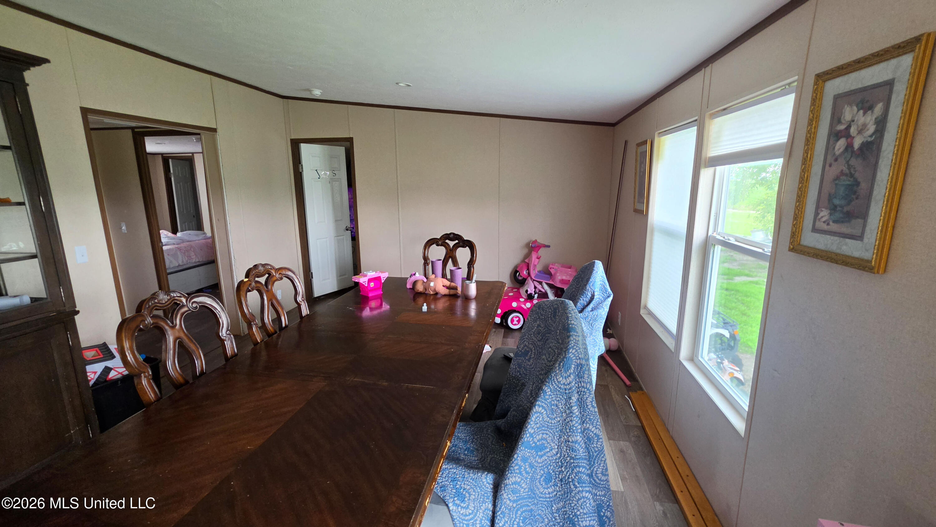 755 W Bobo Road Property Photo 9