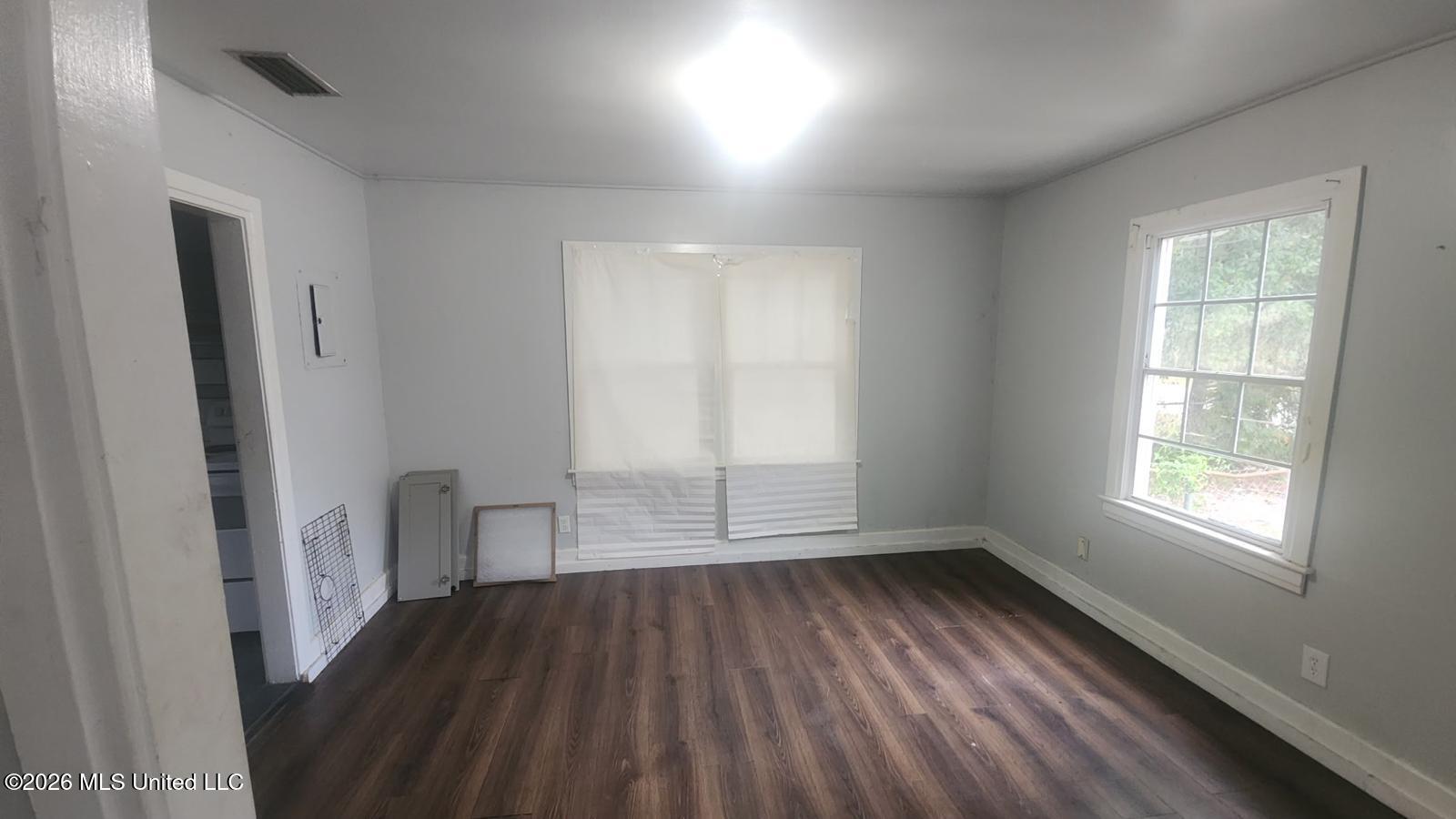 1681 Vine Street Property Photo 10
