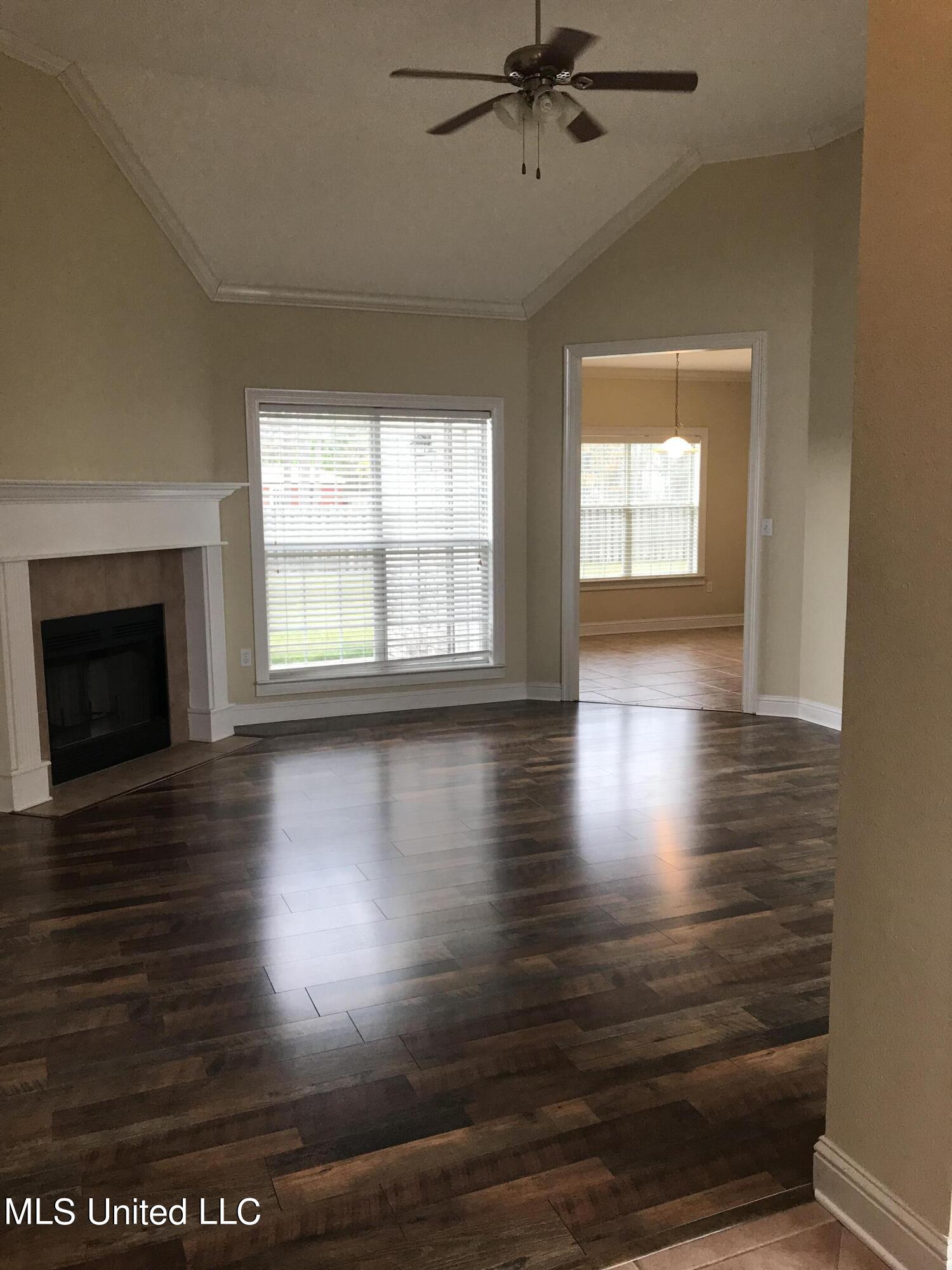 6805 Dickens Way Drive Property Photo 2