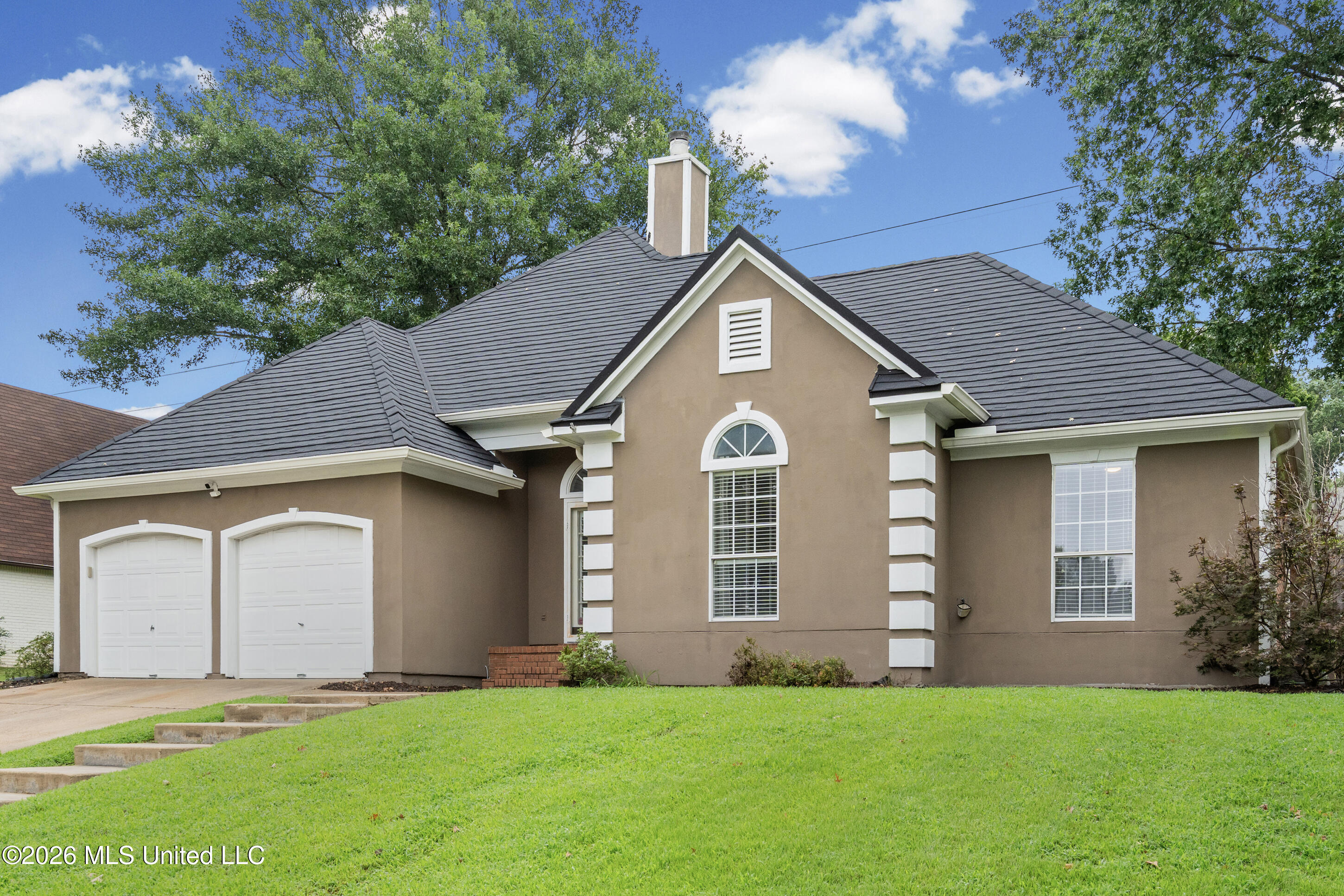 5402 Peach Trail Drive Property Photo 5
