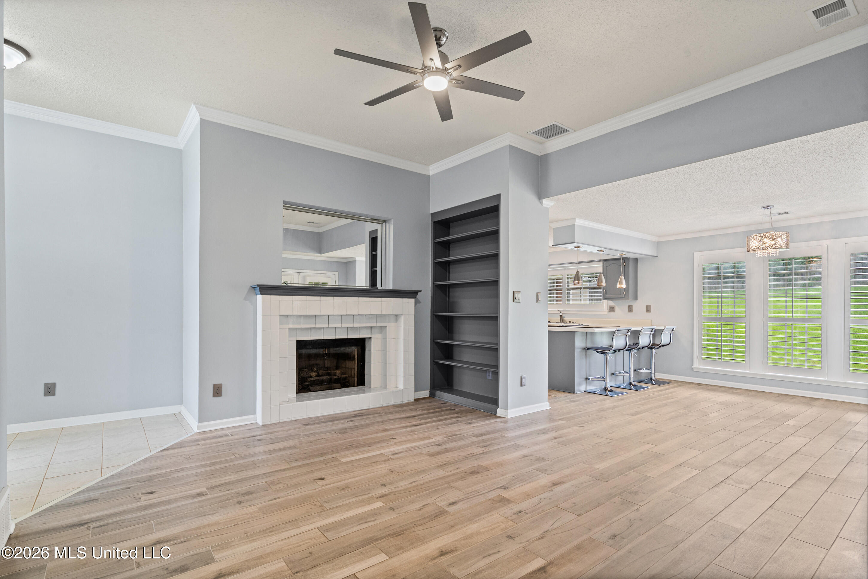 5402 Peach Trail Drive Property Photo 8