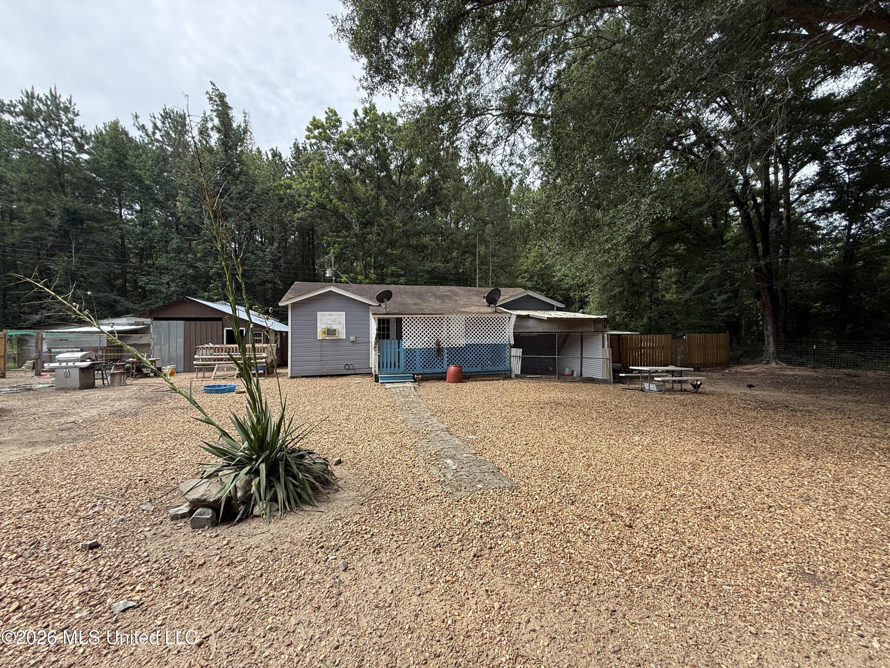 488 Dykes Road Property Photo 1