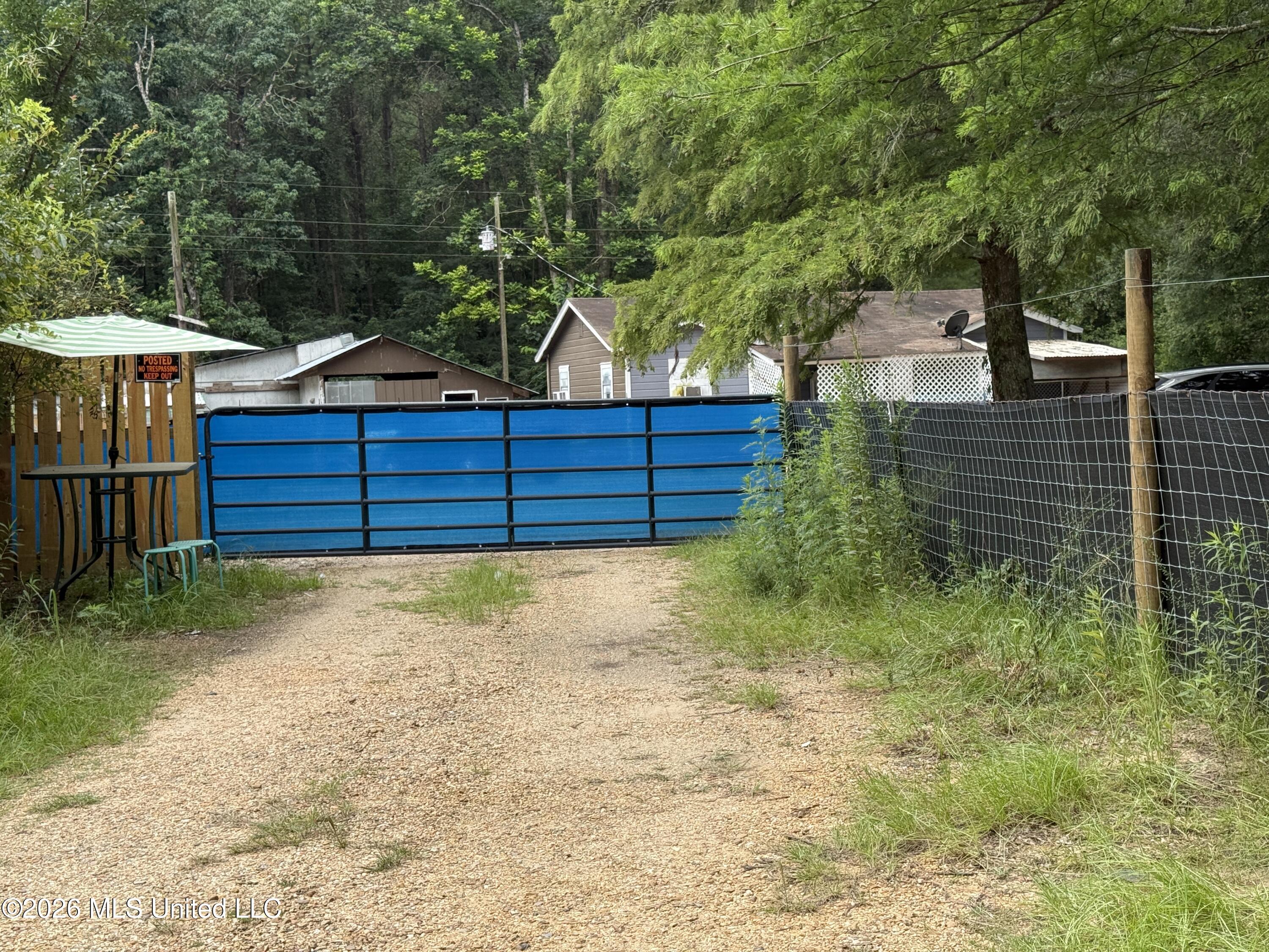 488 Dykes Road Property Photo 2