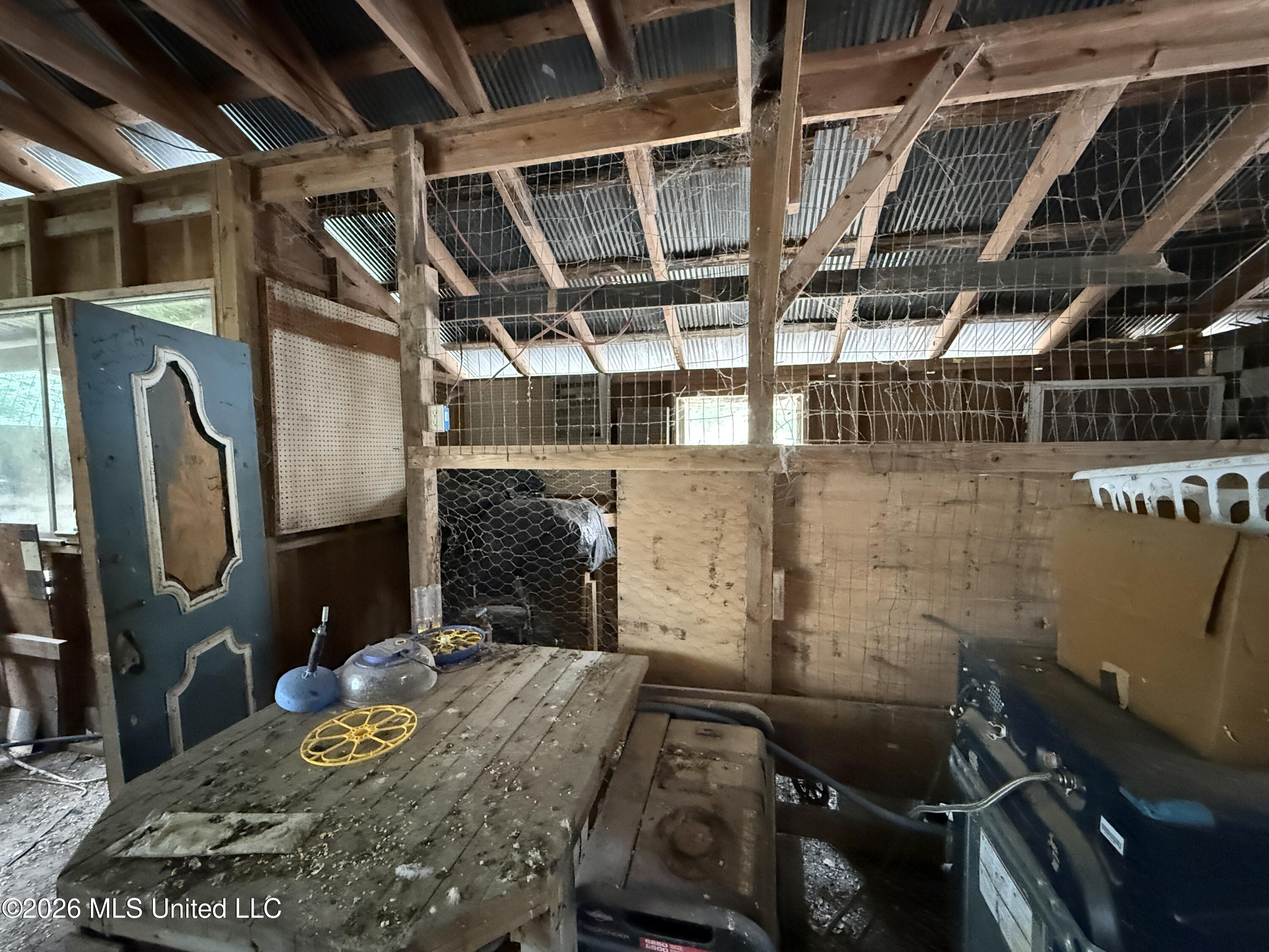 488 Dykes Road Property Photo 16