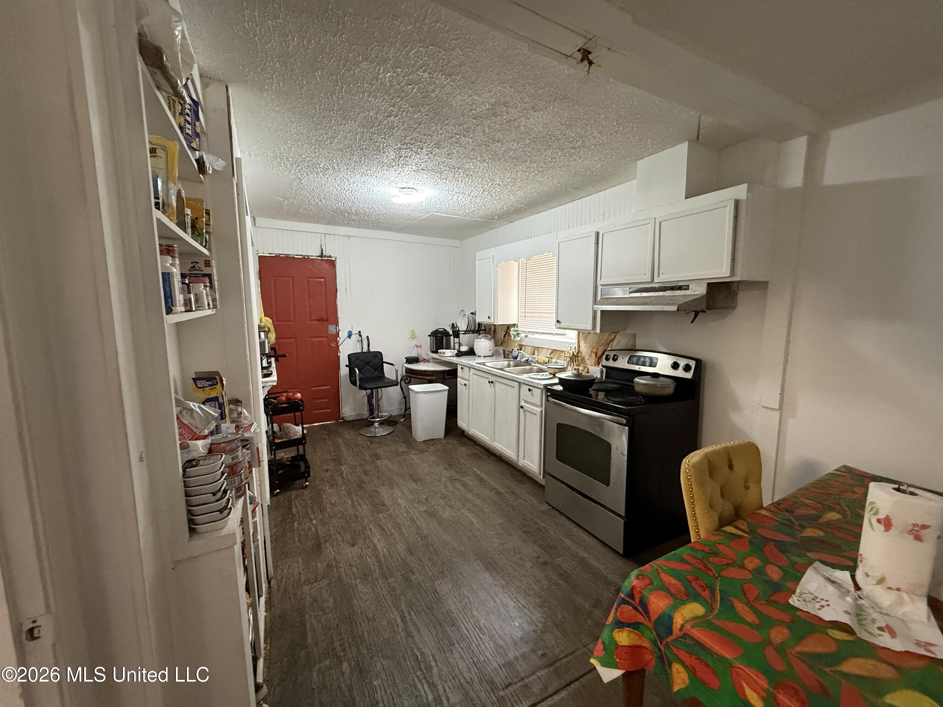 488 Dykes Road Property Photo 42