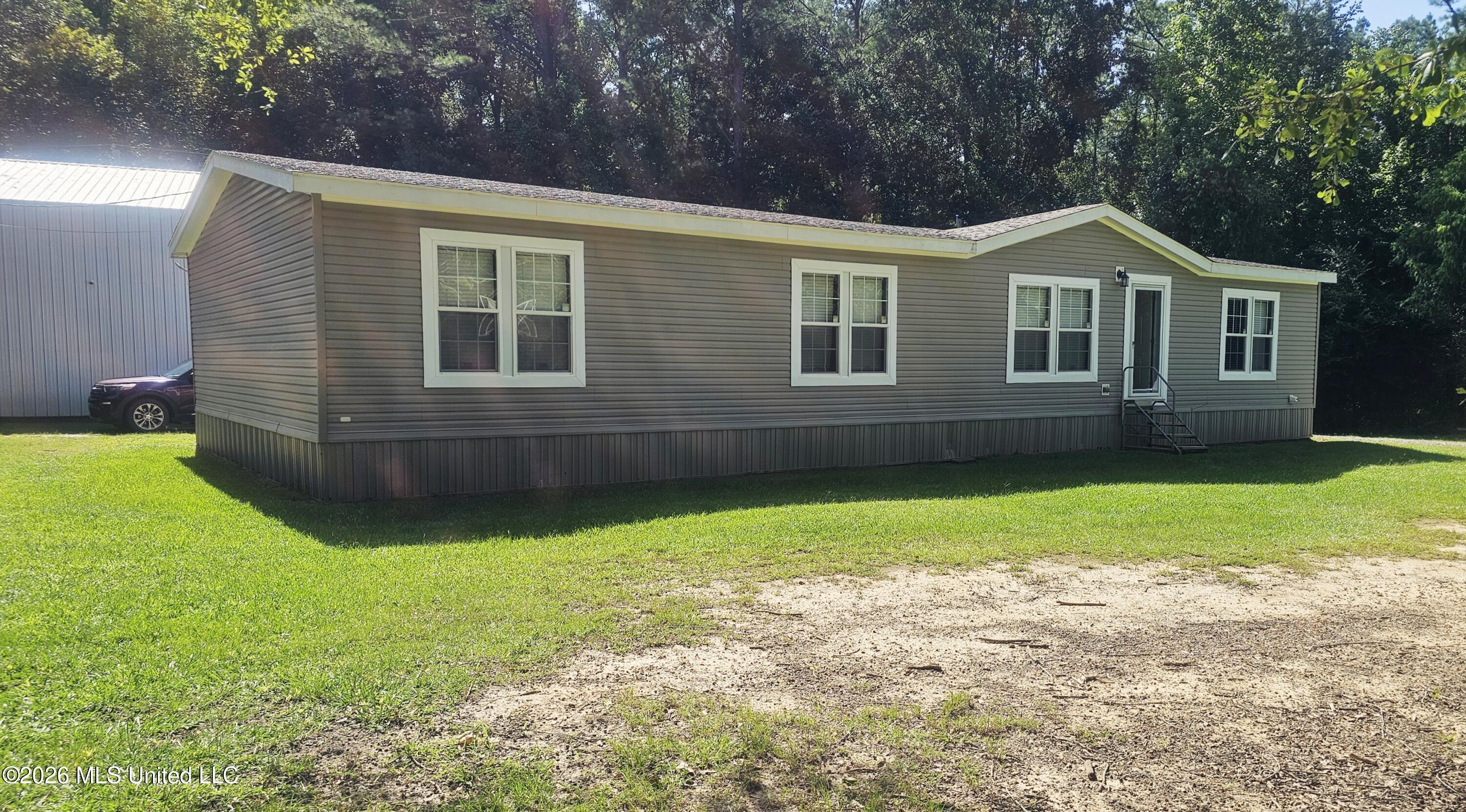 291 Henderson Road Property Photo 1