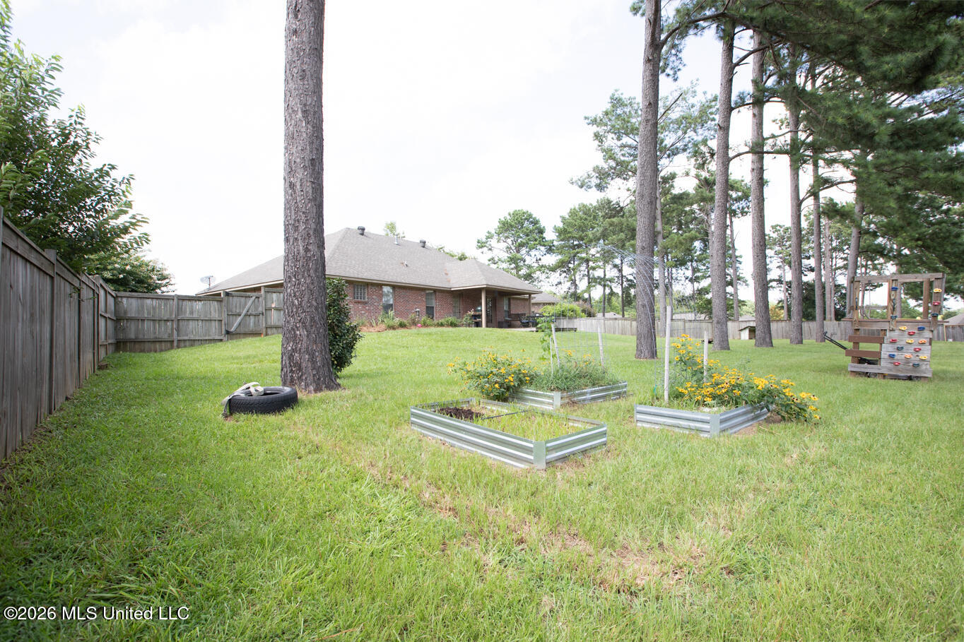 106 Avery Court Property Photo 4