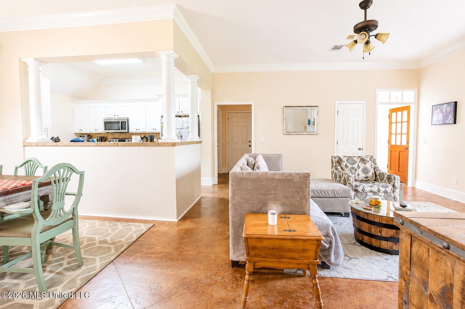 106 Avery Court Property Photo 8