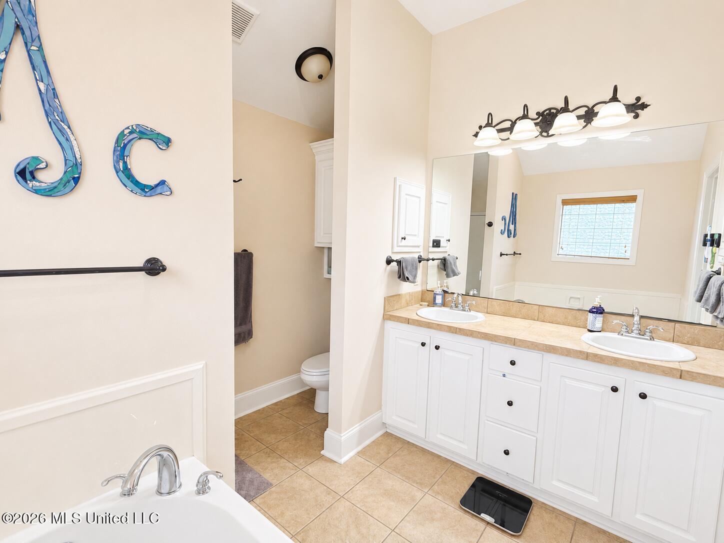 106 Avery Court Property Photo 17