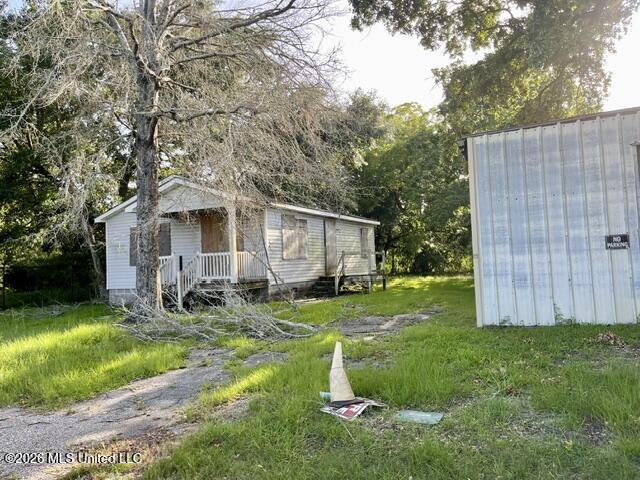 2725 26th Avenue Property Photo 5
