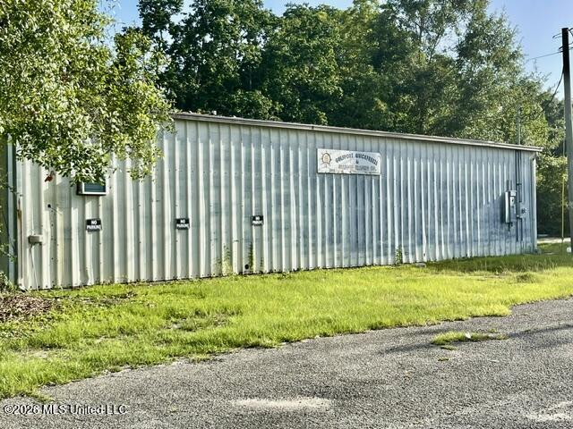 2725 26th Avenue Property Photo 9