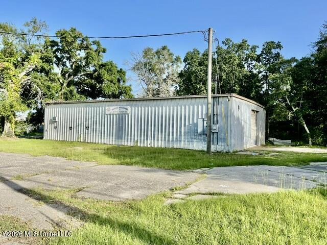 2725 26th Avenue Property Photo 12