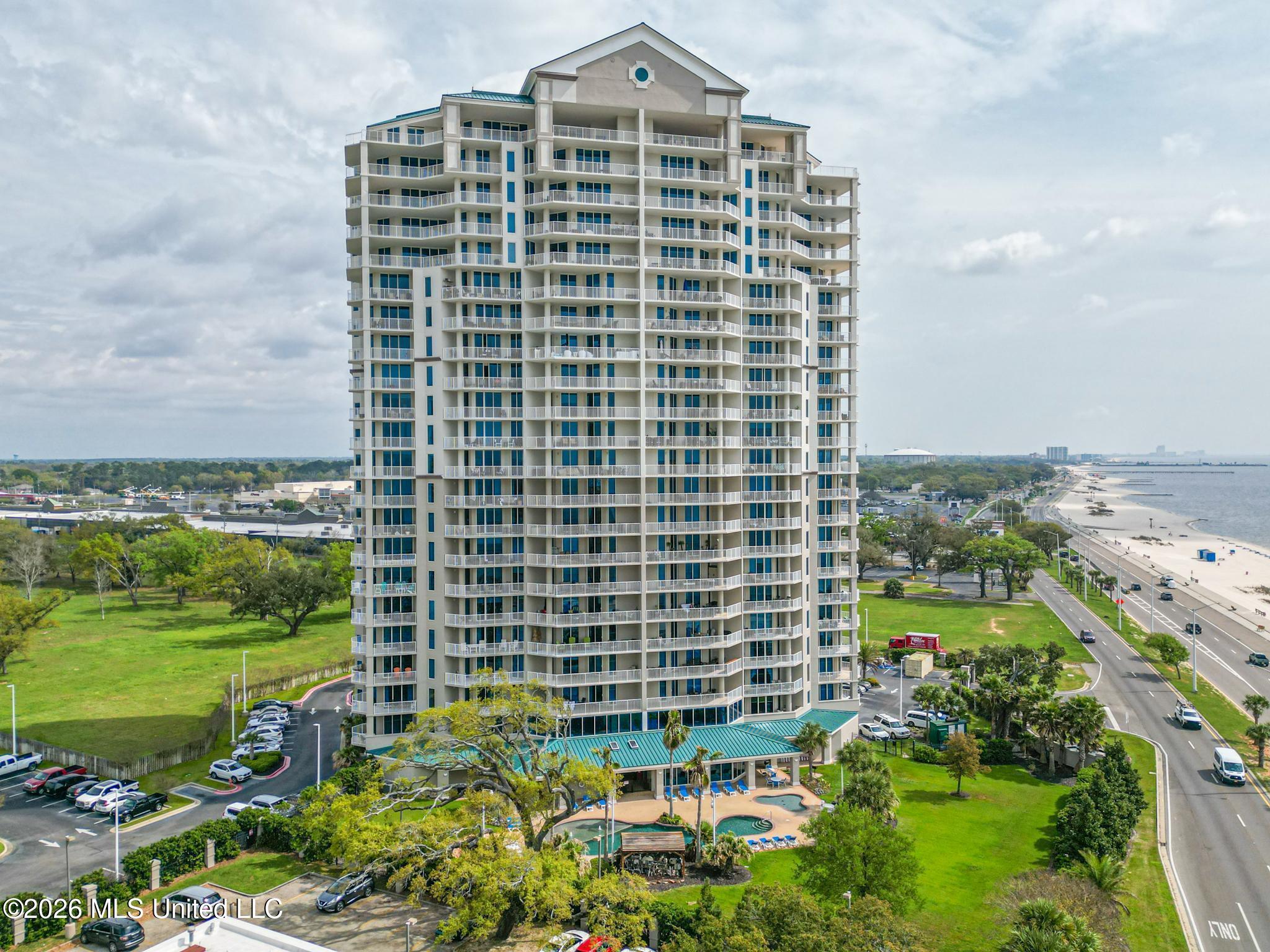 2668 Beach Boulevard Property Photo 1