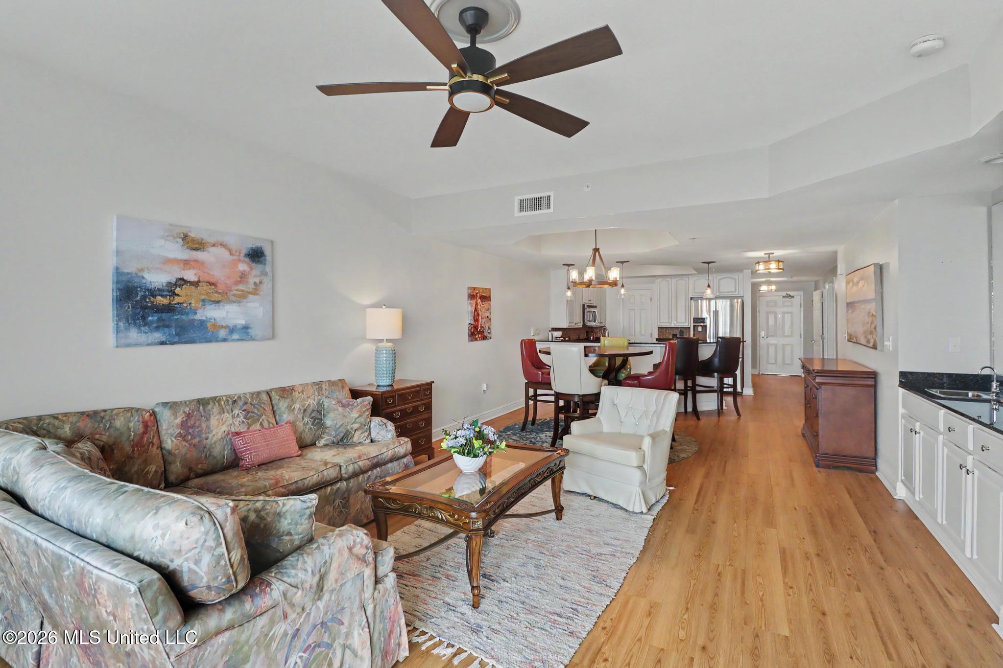 2668 Beach Boulevard Property Photo 12