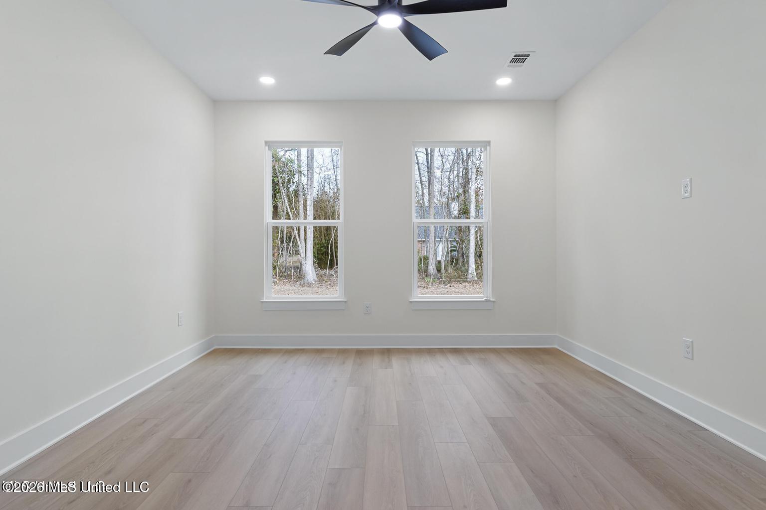 1608 Deer Street Property Photo 7