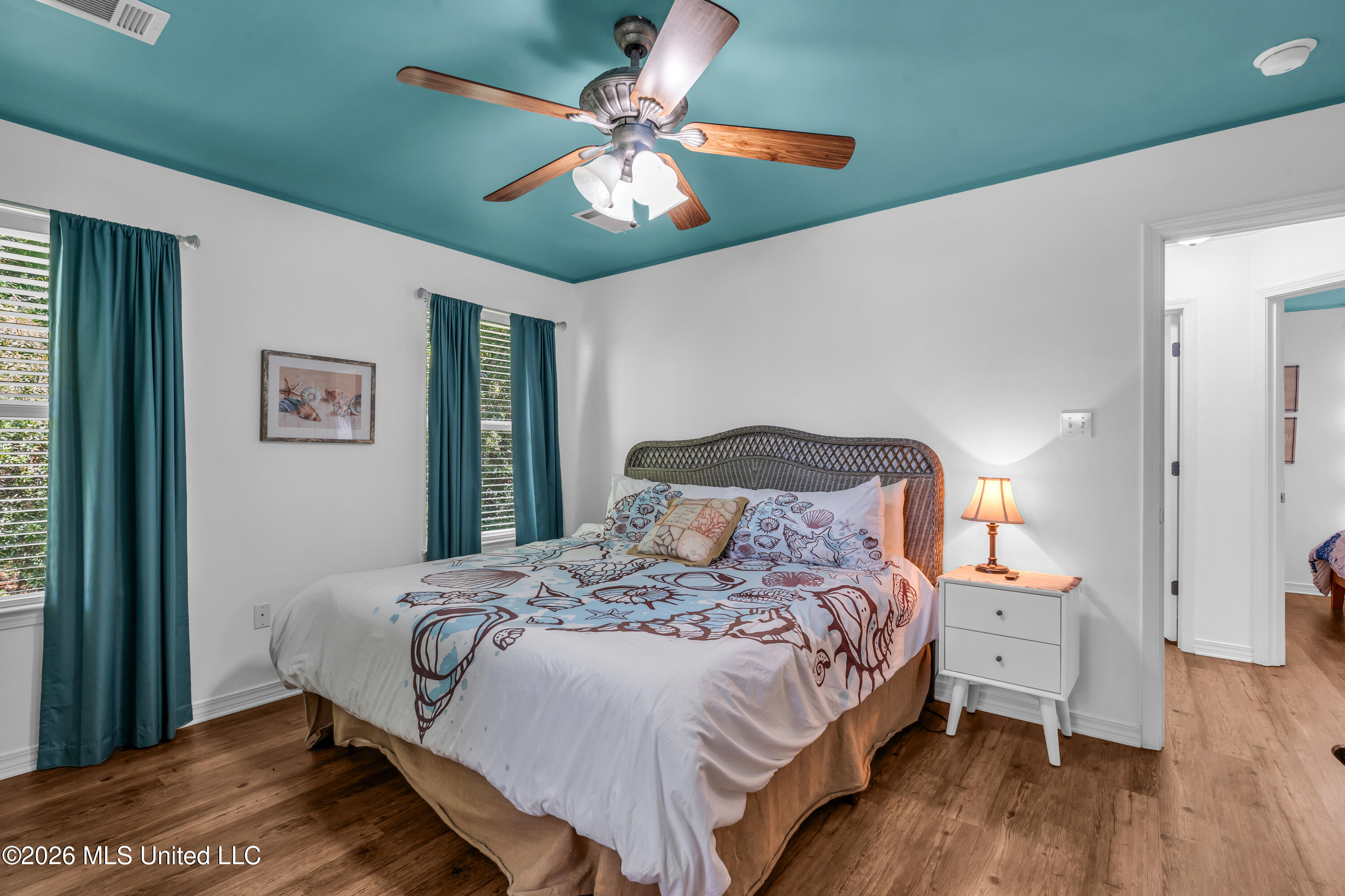 329 Davis Street Property Photo 12