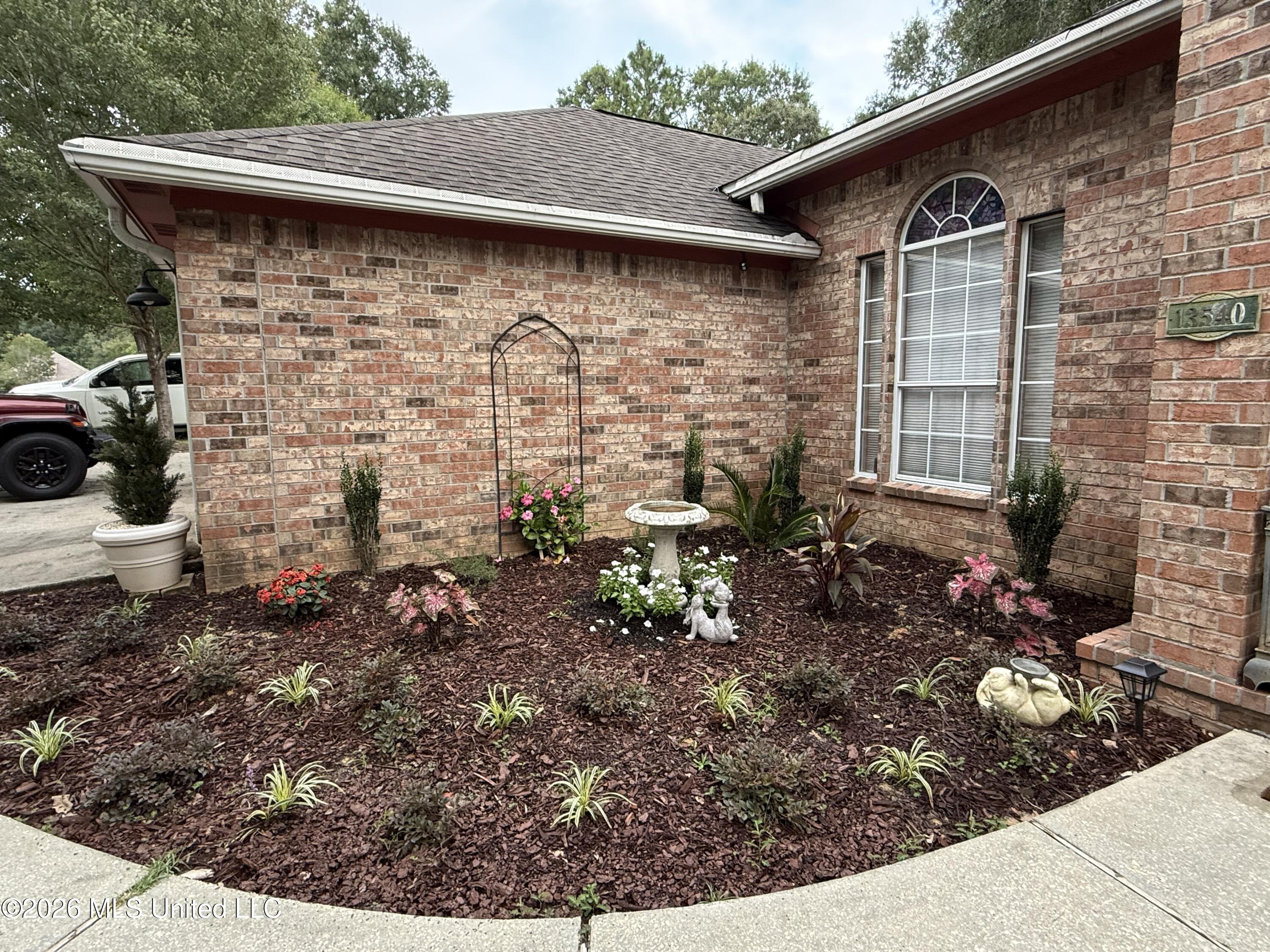 13540 Tara Hills Circle Property Photo 3