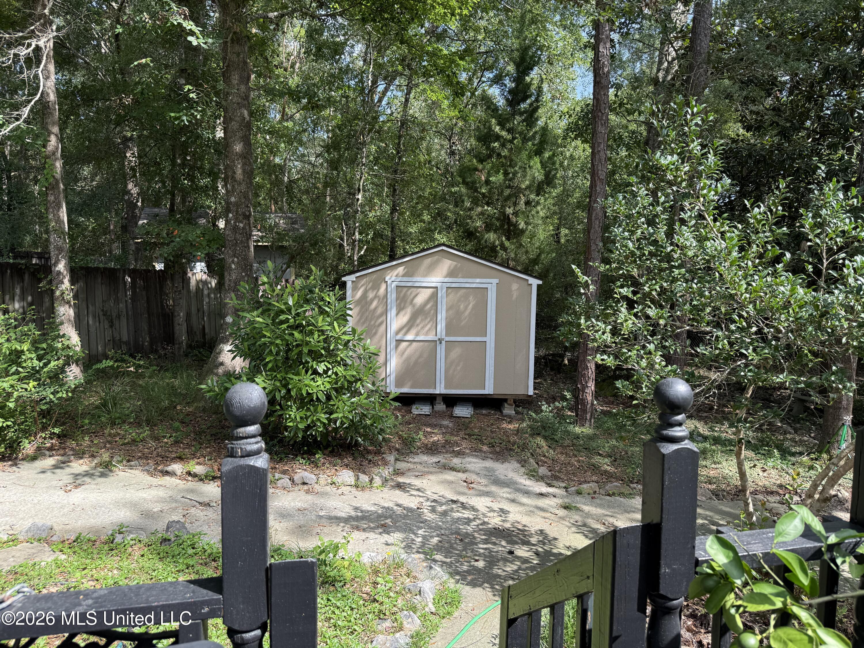 13540 Tara Hills Circle Property Photo 9