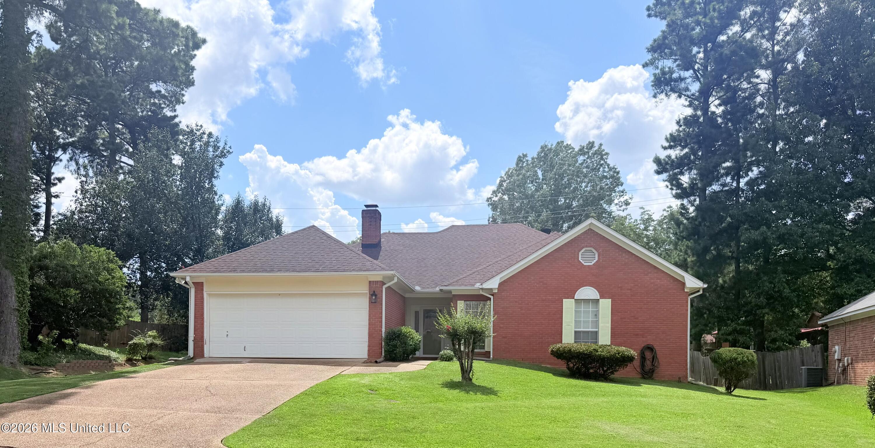 403 Autumn Creek Property Photo 1