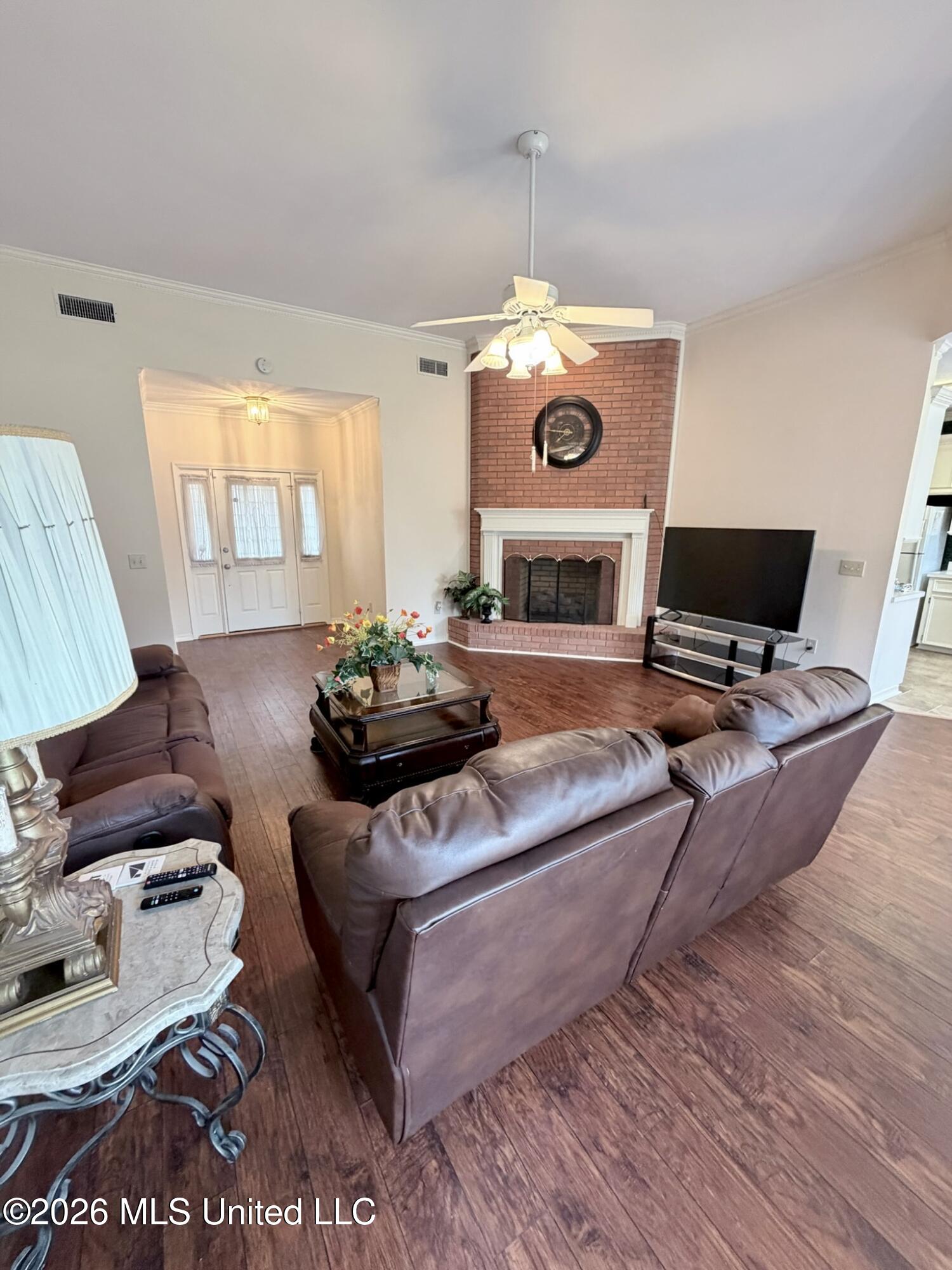 403 Autumn Creek Property Photo 3
