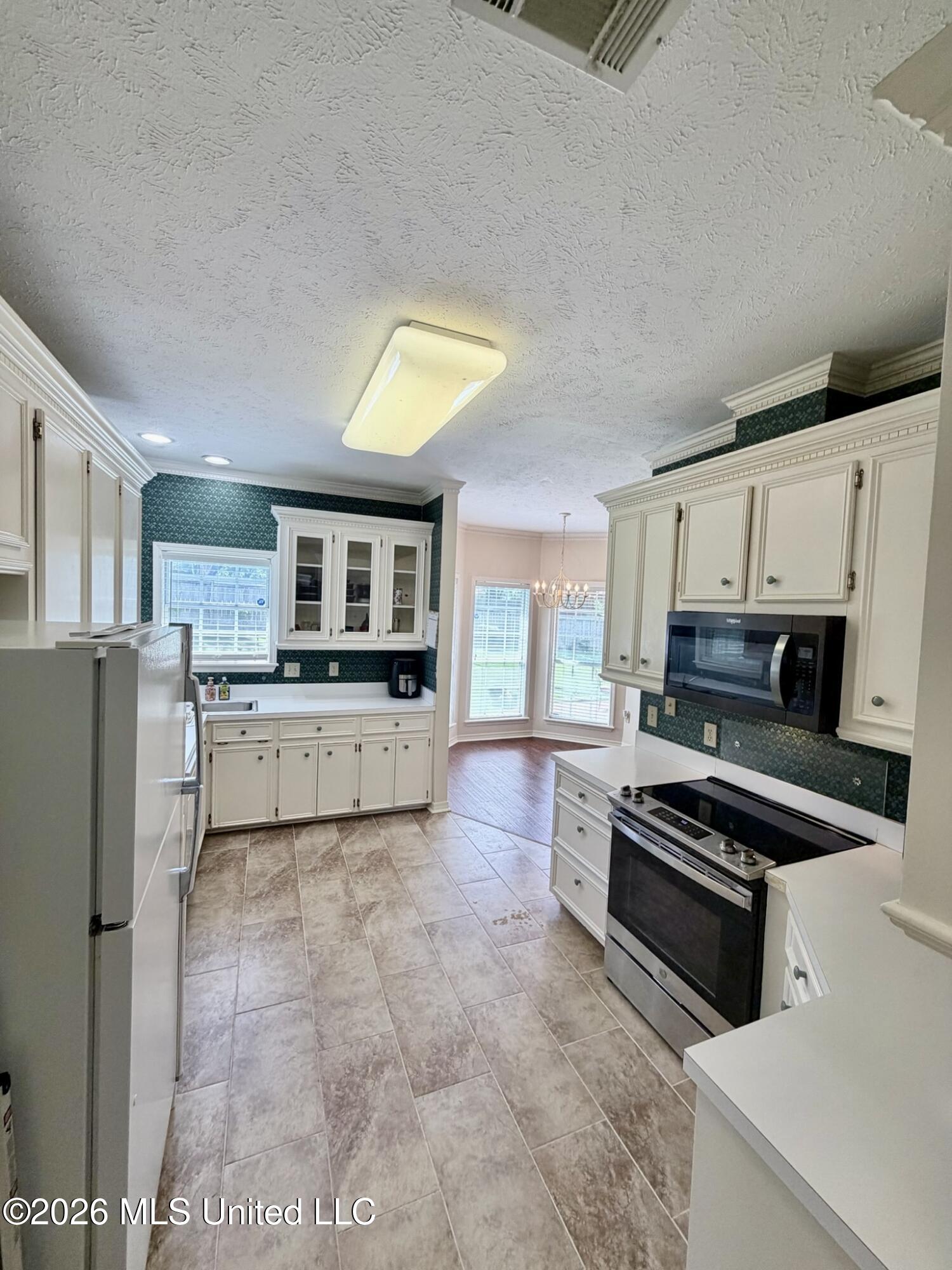 403 Autumn Creek Property Photo 5