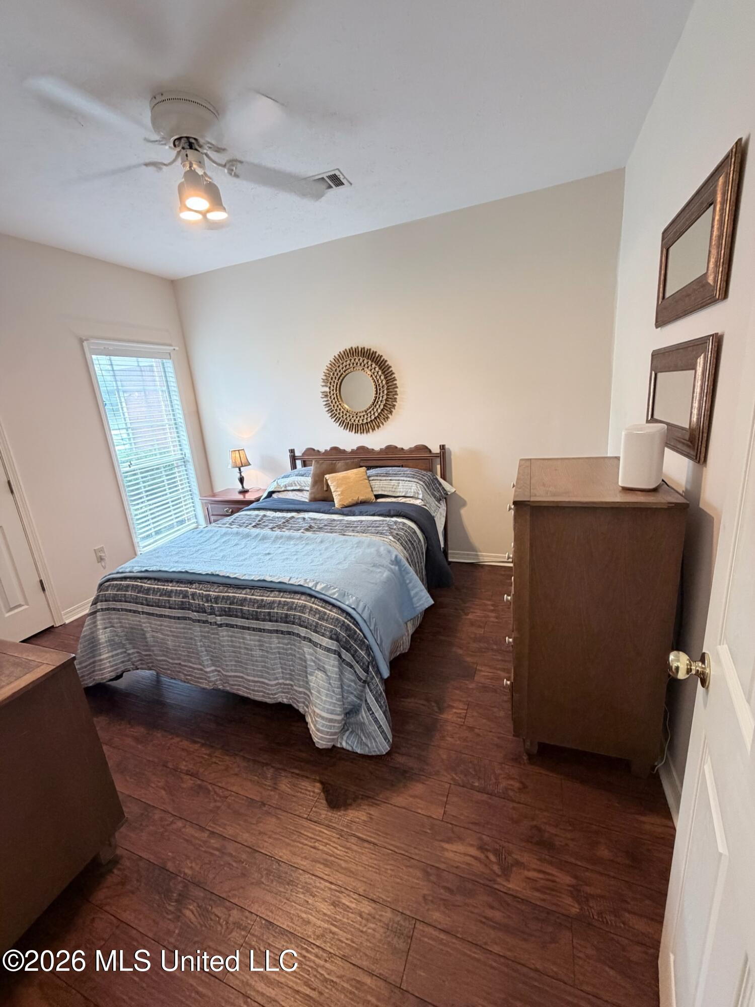 403 Autumn Creek Property Photo 8