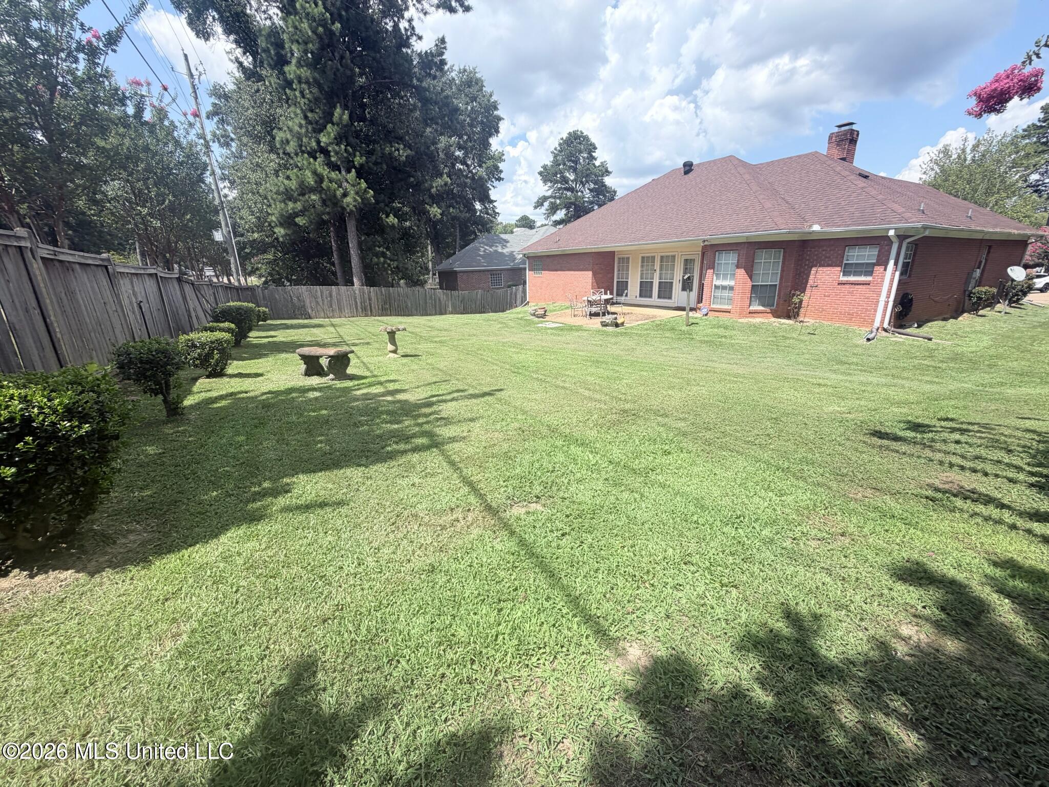 403 Autumn Creek Property Photo 33