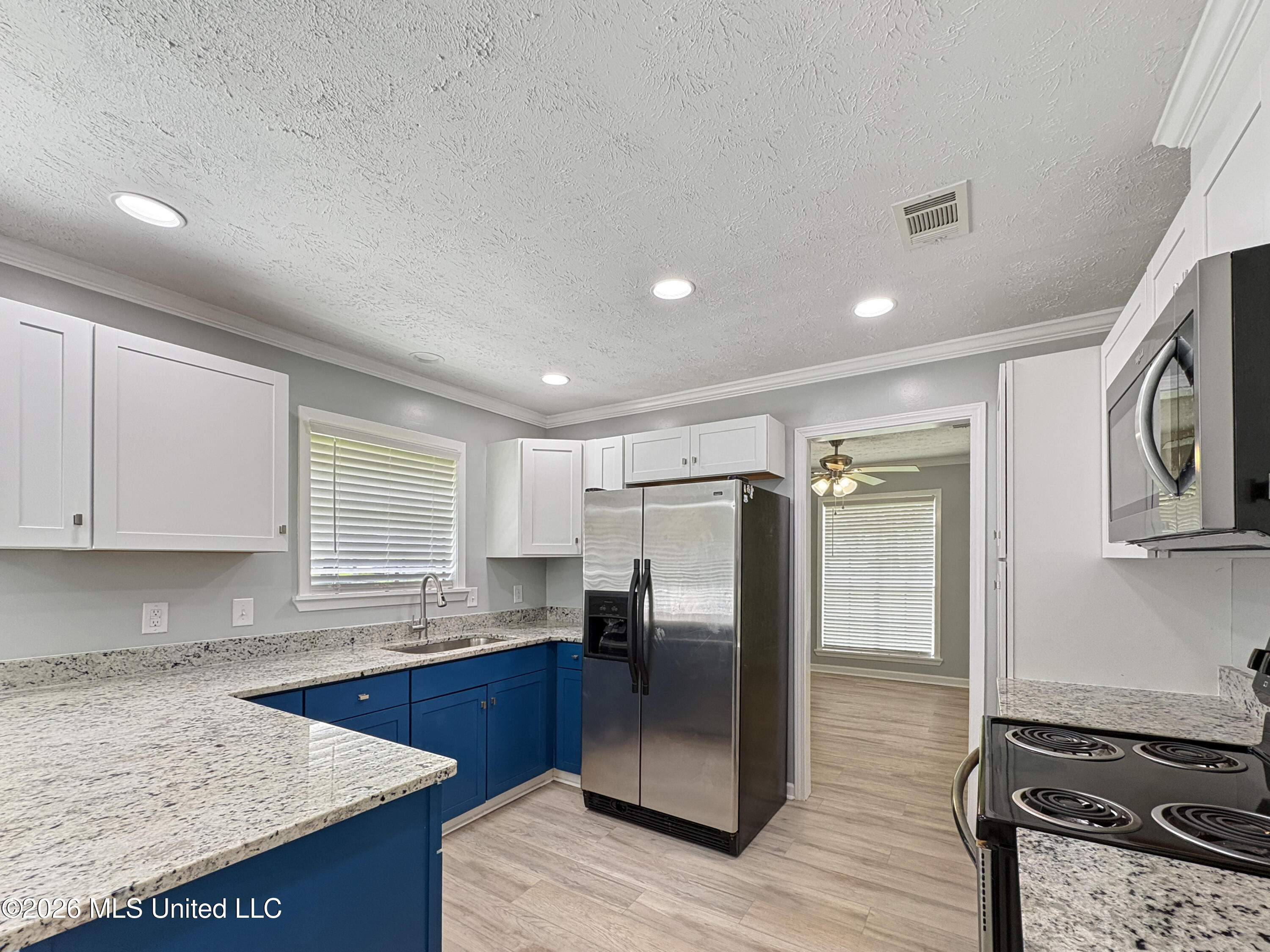 200 Poplar Drive Property Photo 10