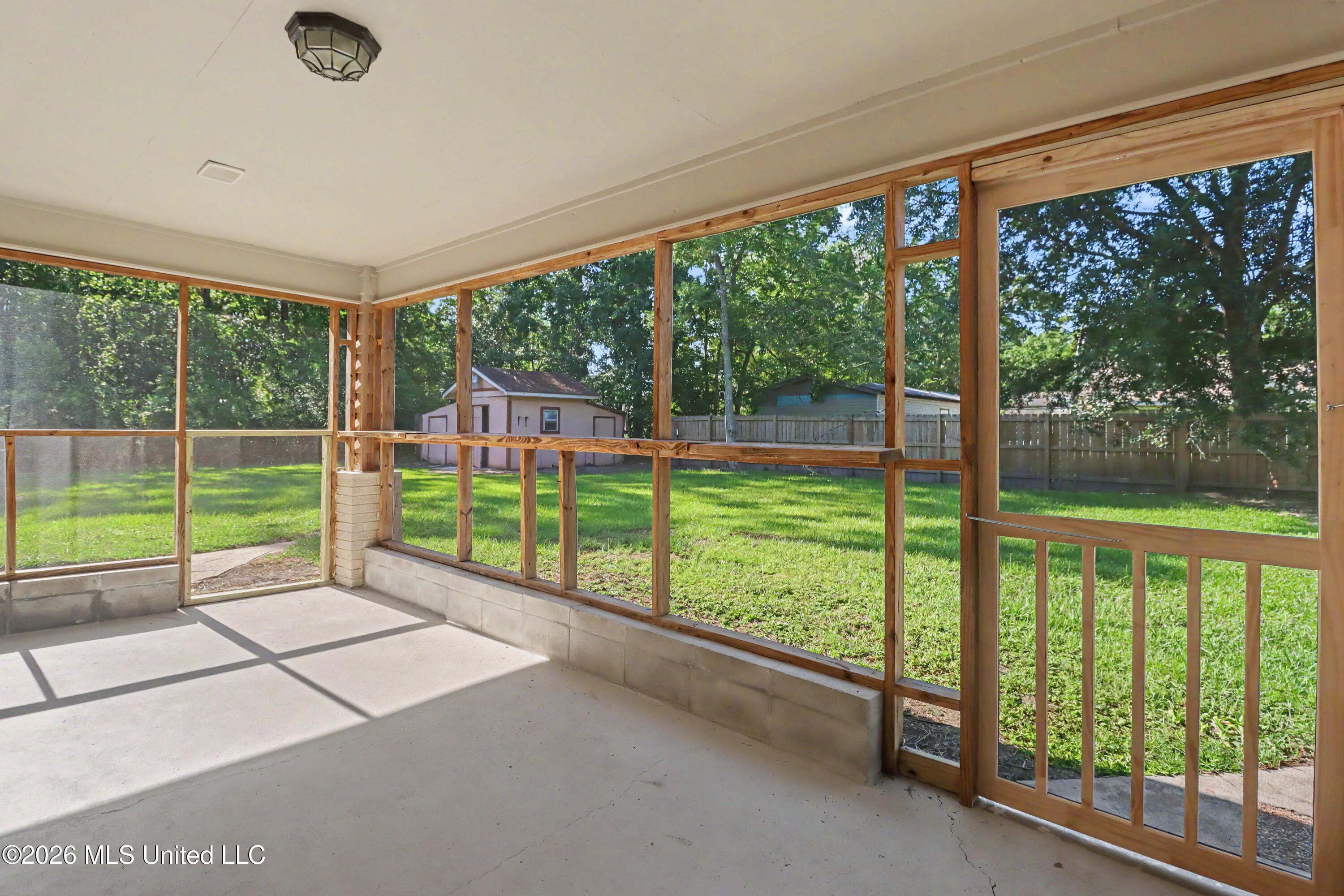 225 Trout Street Property Photo 25