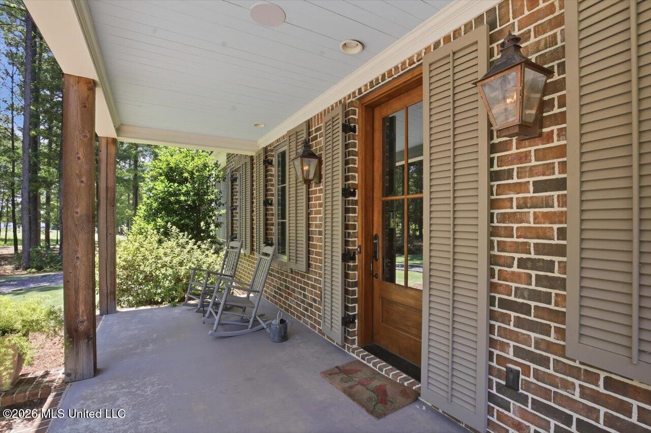 103 Lakeshore Cove Property Photo 7