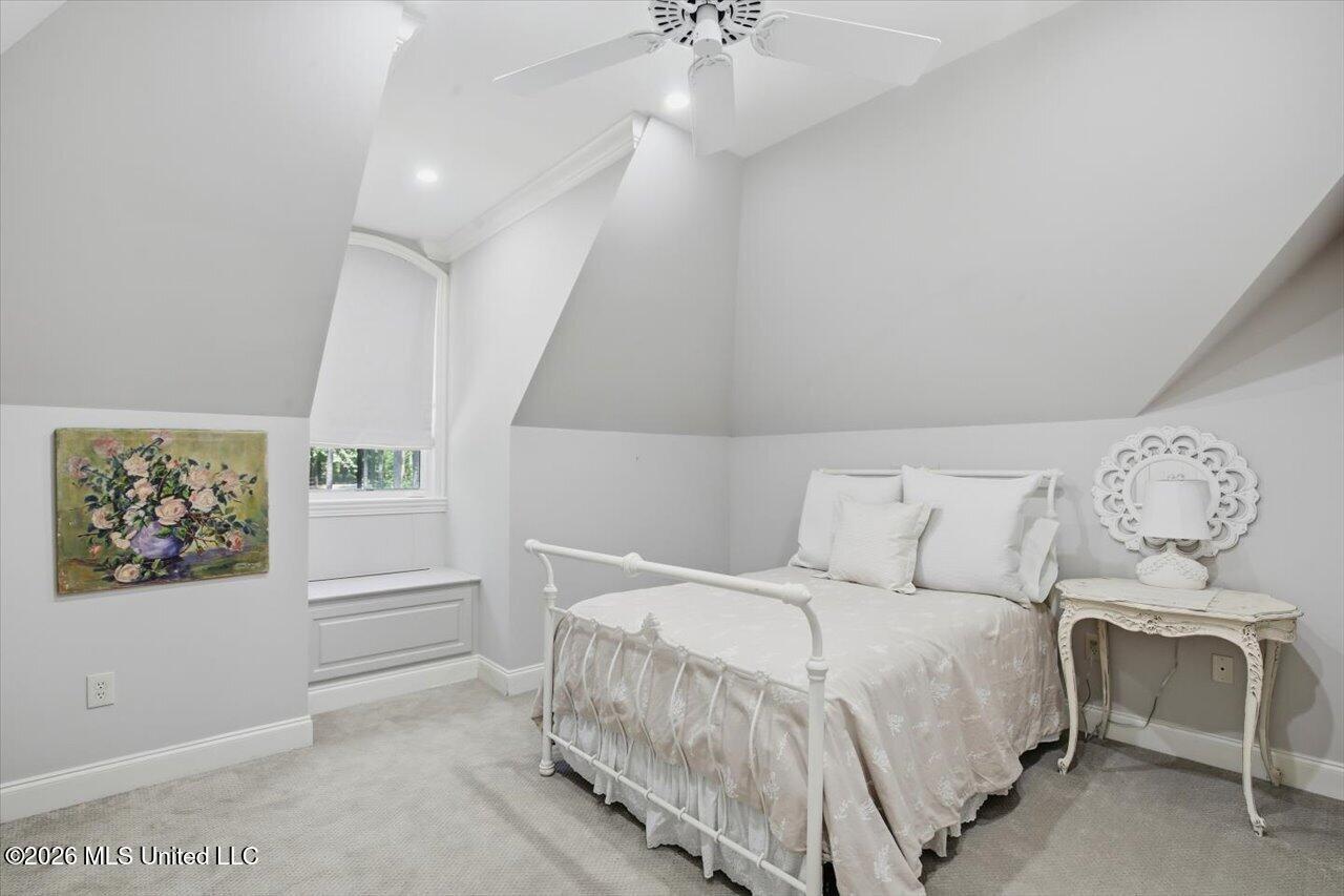 103 Lakeshore Cove Property Photo 33