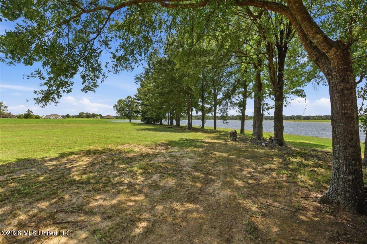 103 Lakeshore Cove Property Photo 47