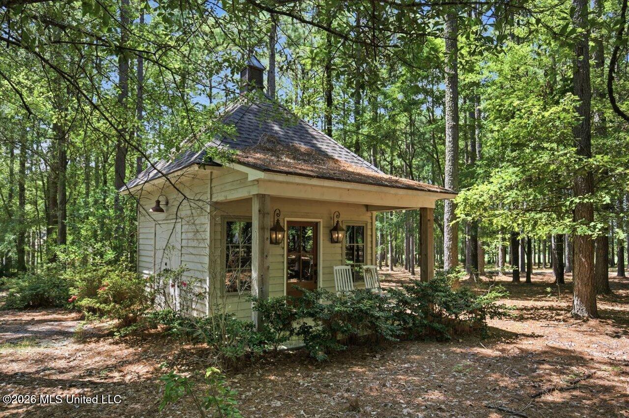 103 Lakeshore Cove Property Photo 48