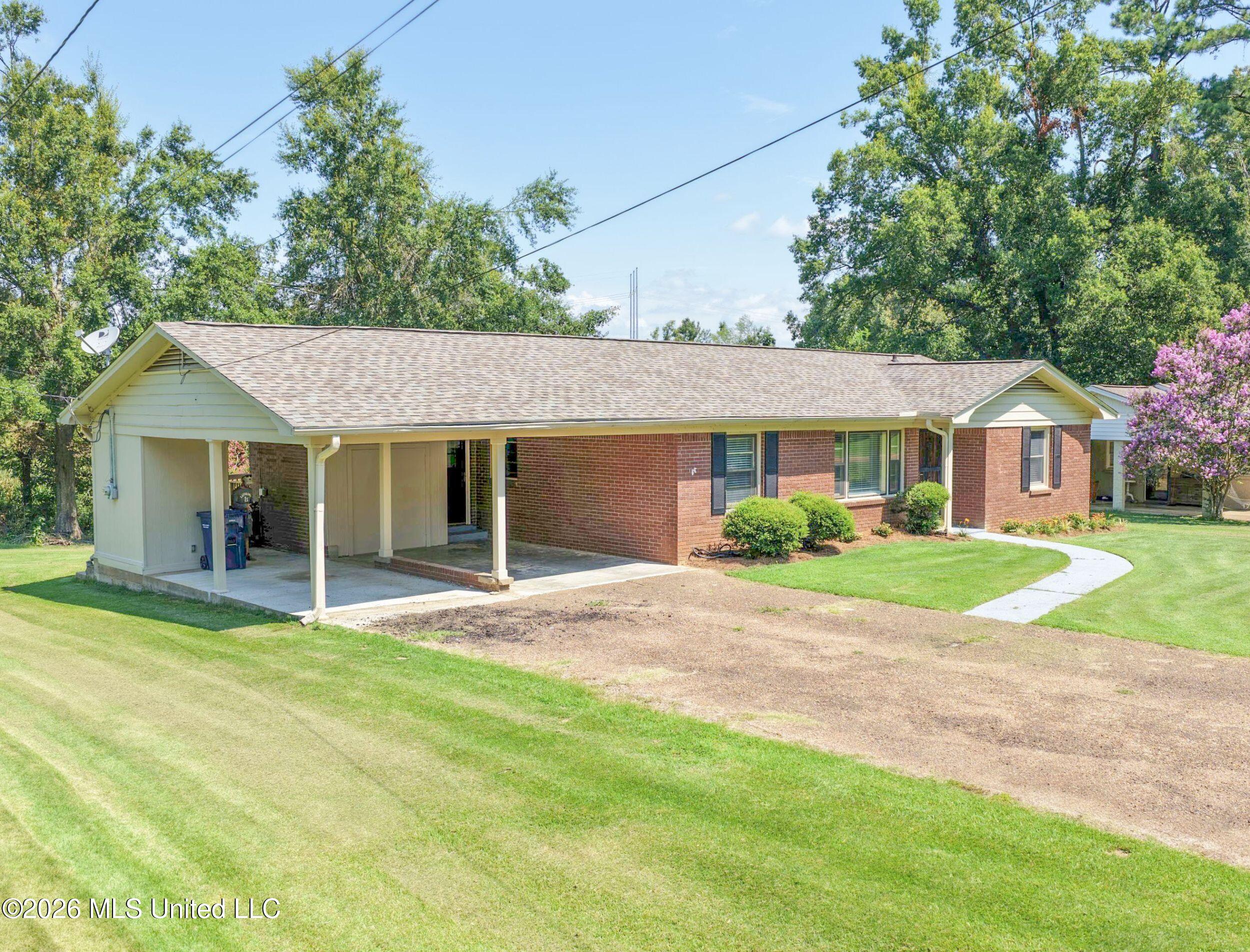 256 Pollard Street Property Photo 14