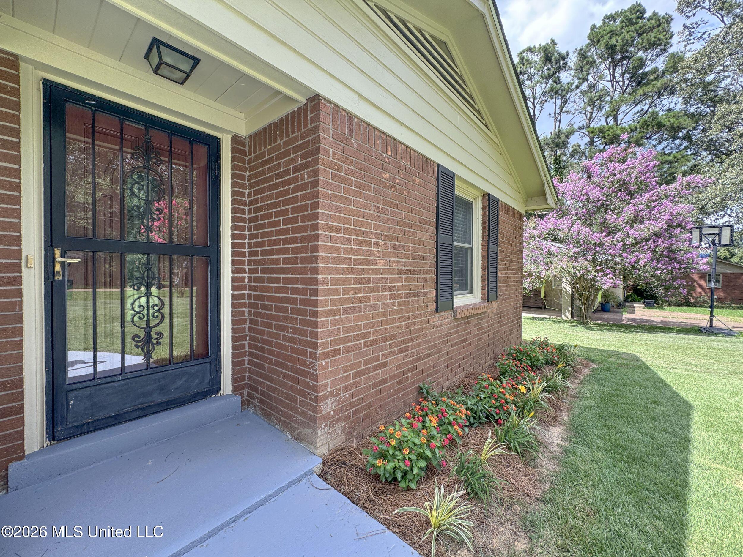 256 Pollard Street Property Photo 25