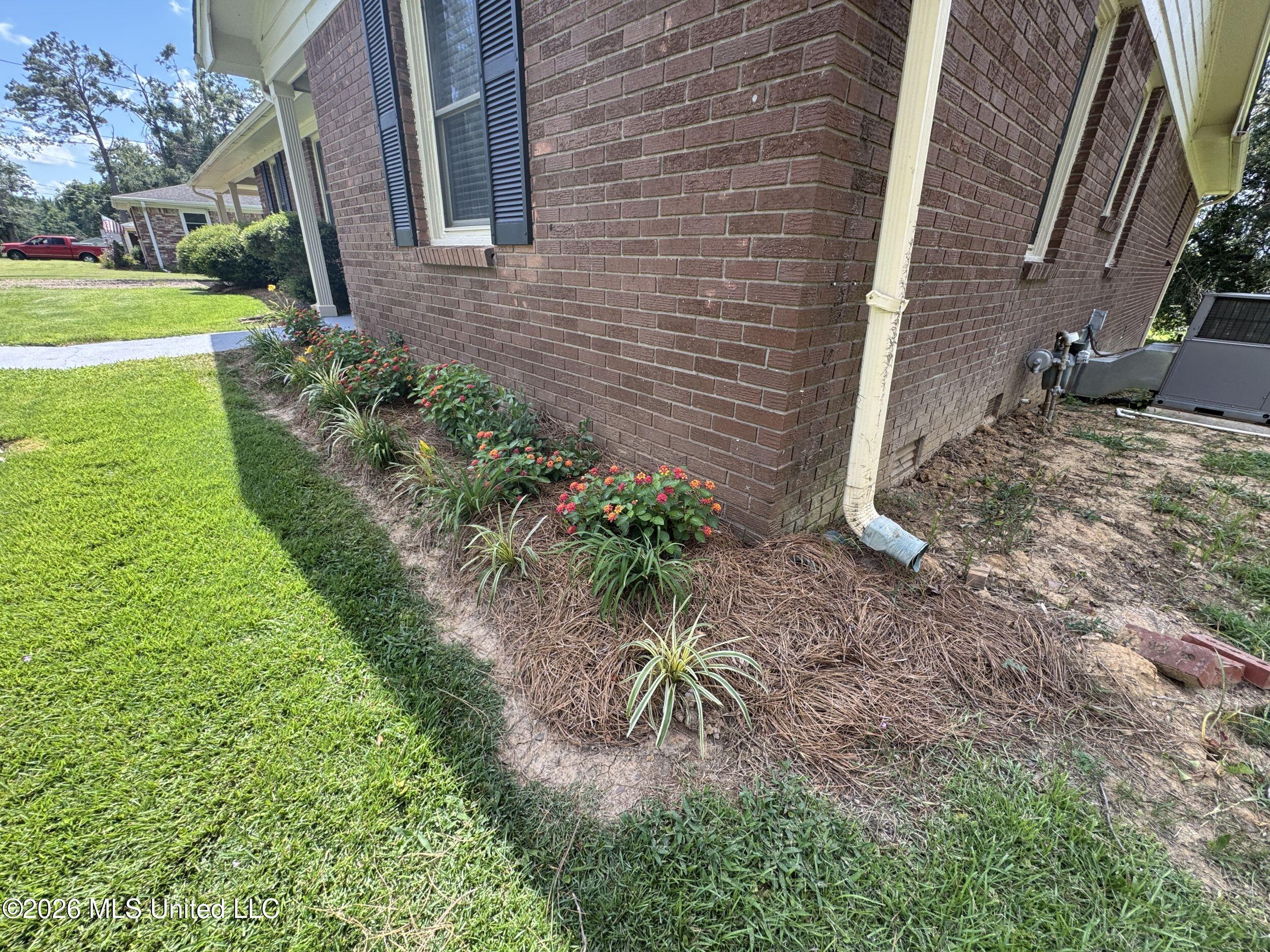 256 Pollard Street Property Photo 27