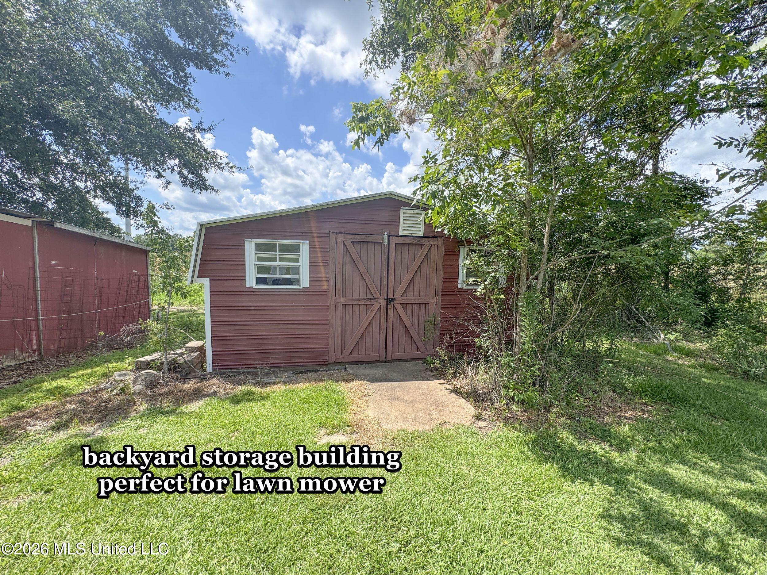 256 Pollard Street Property Photo 39