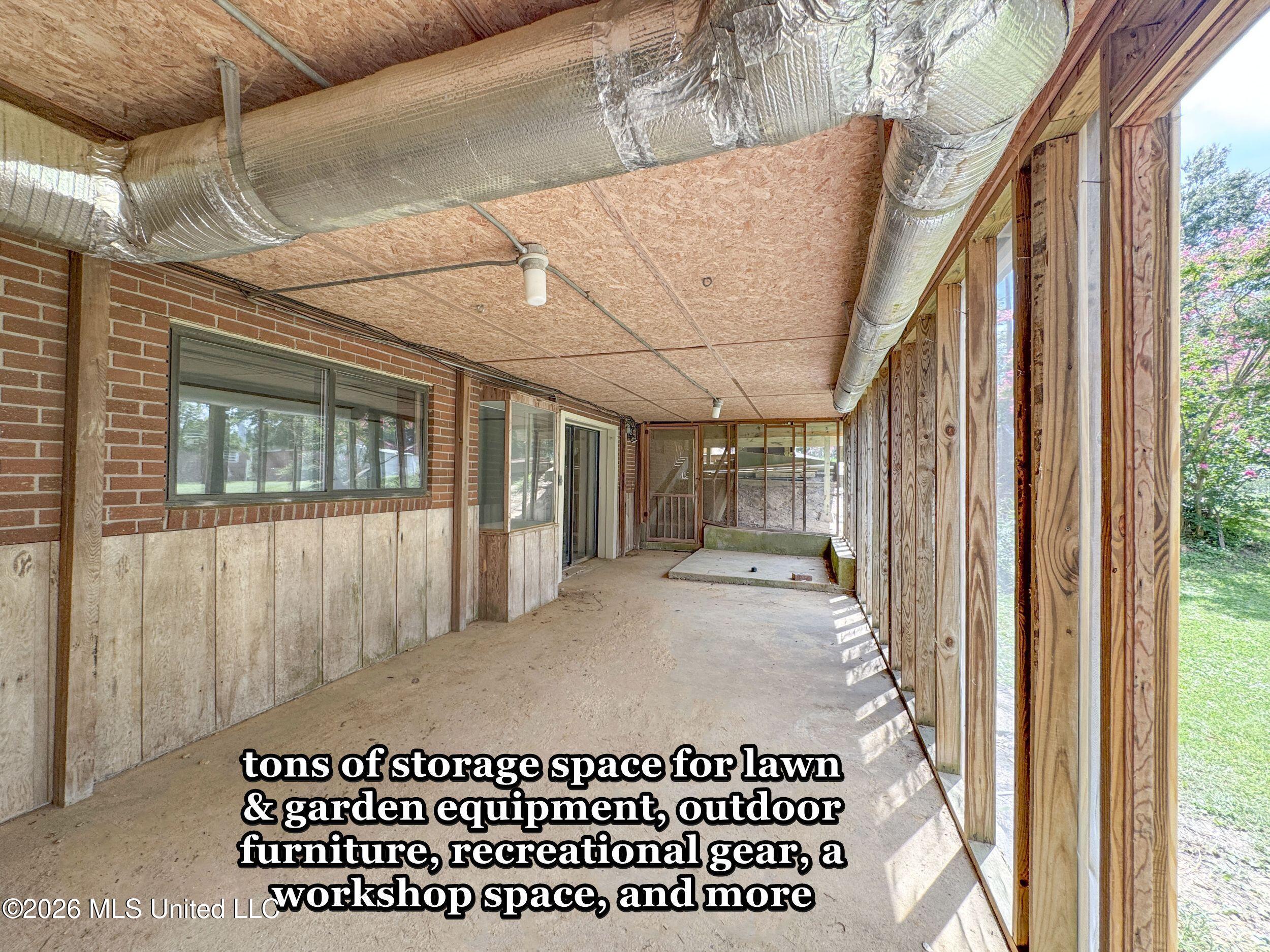 256 Pollard Street Property Photo 42