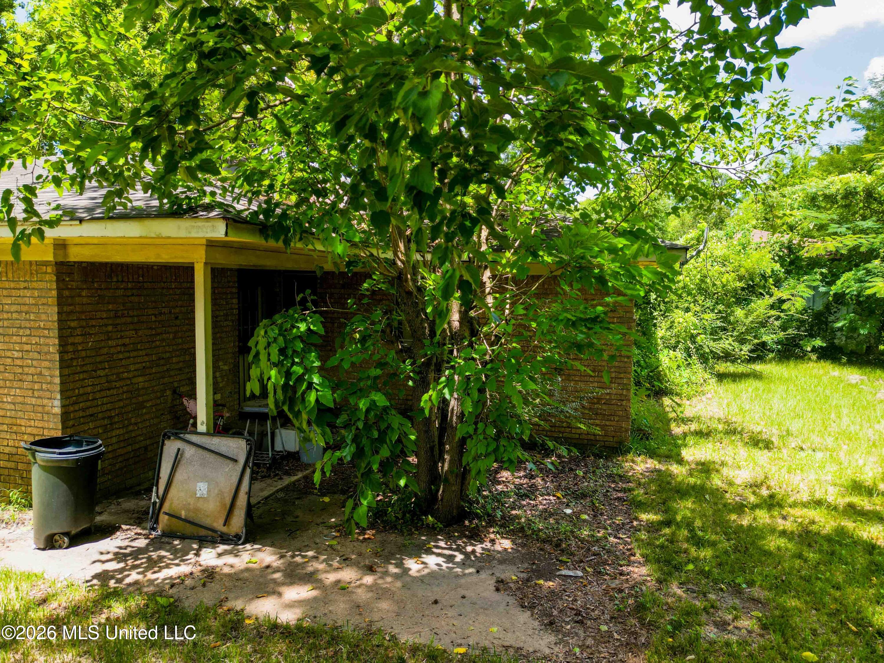 5202 Ginger Drive Property Photo 5