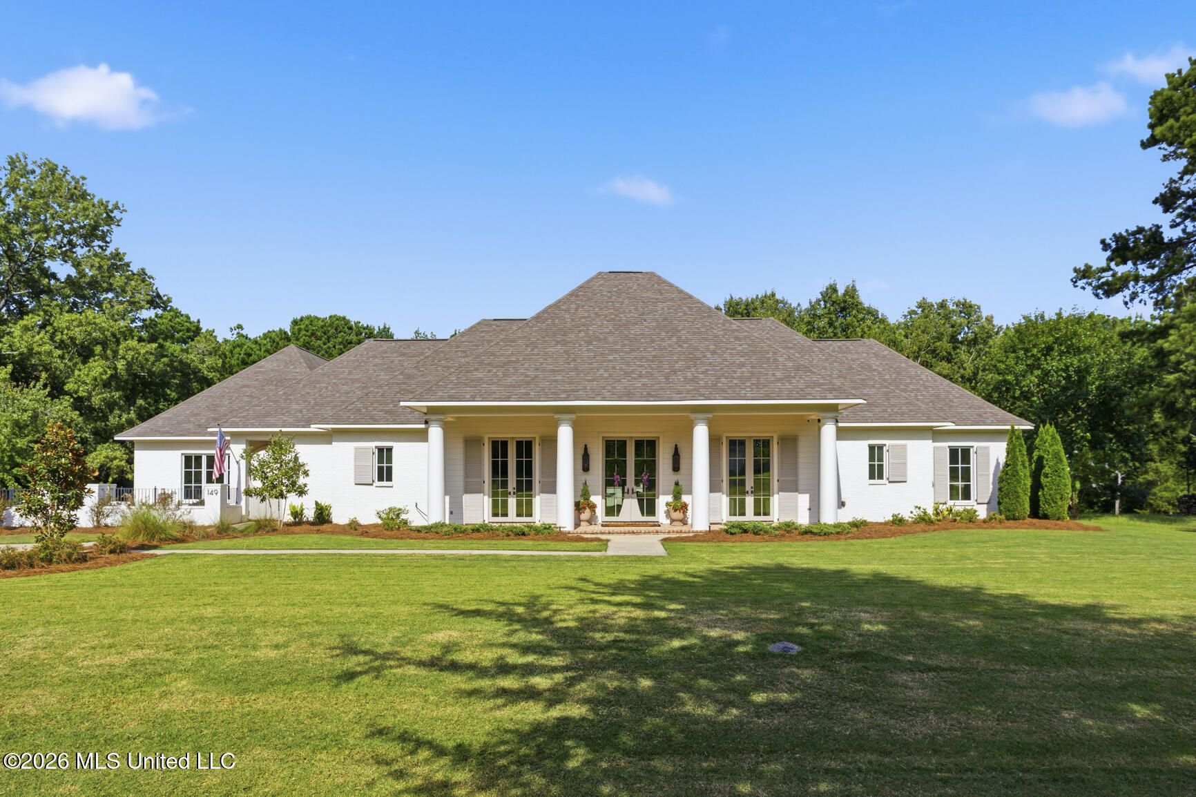 149 Calumet Drive Property Photo 1