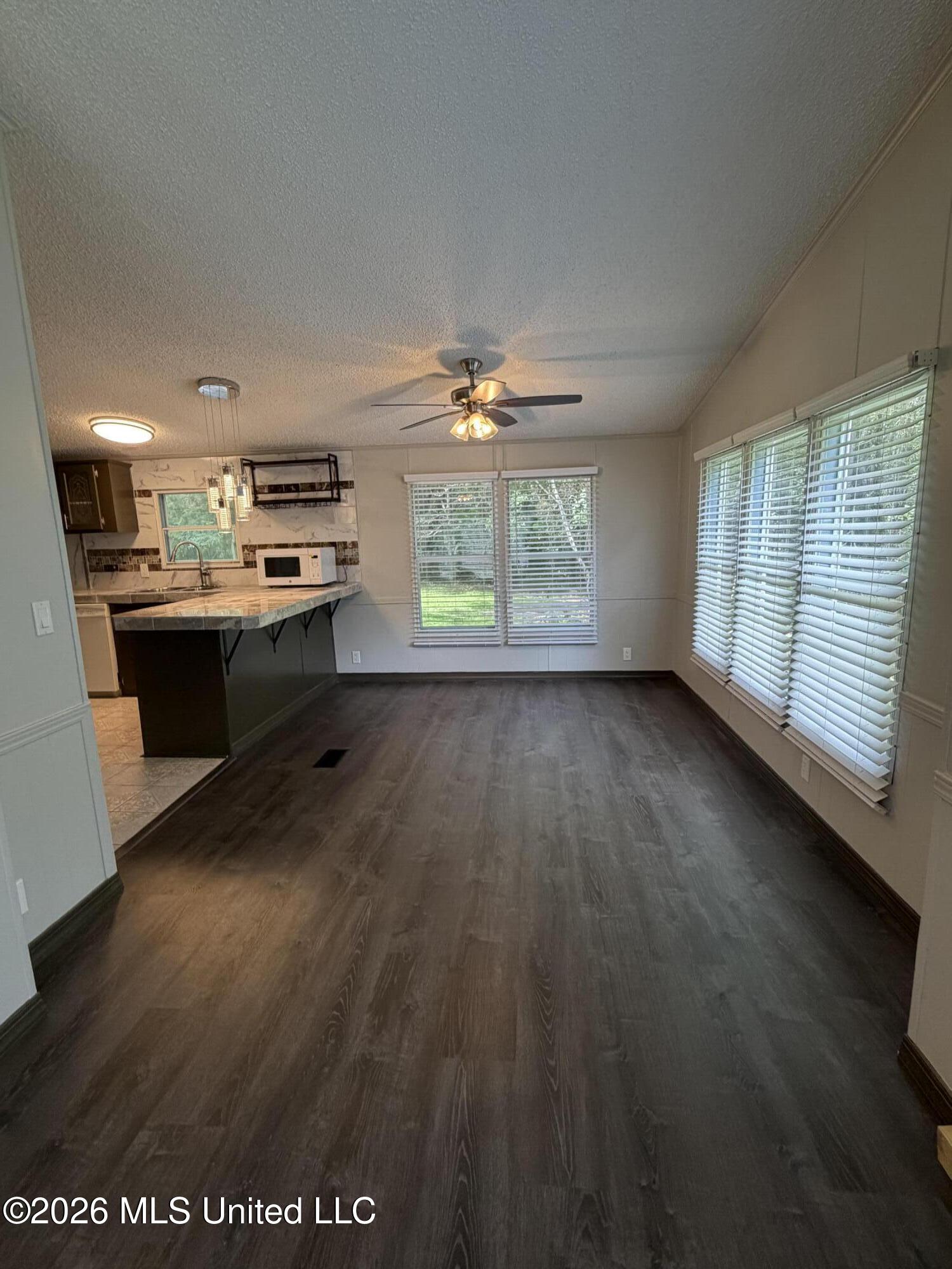 88 Embry Road Property Photo 3