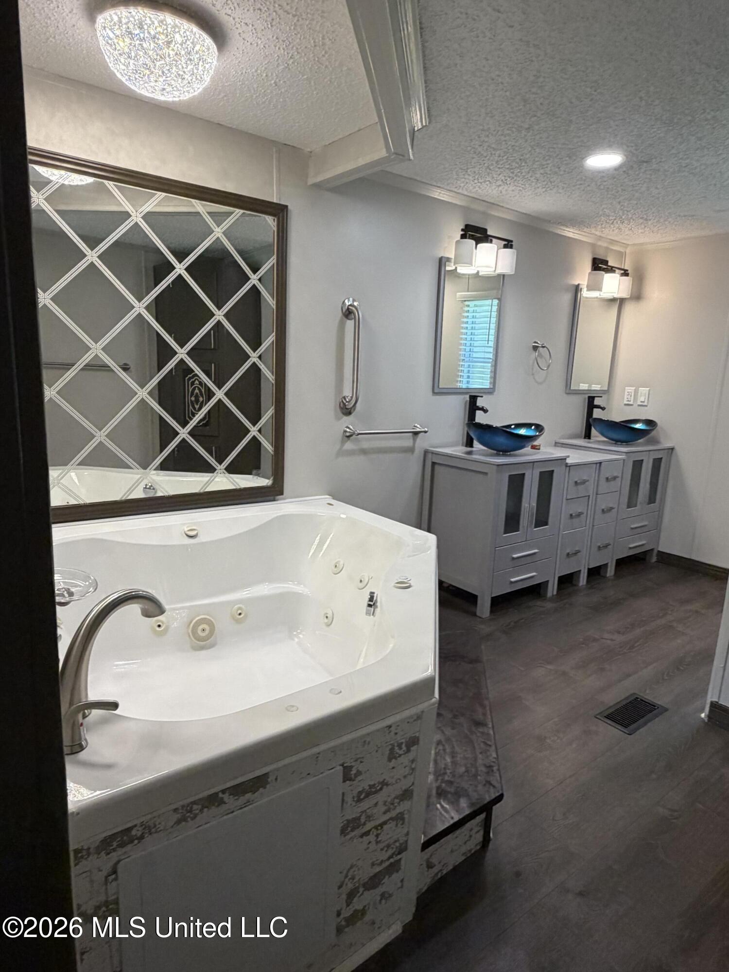 88 Embry Road Property Photo 11
