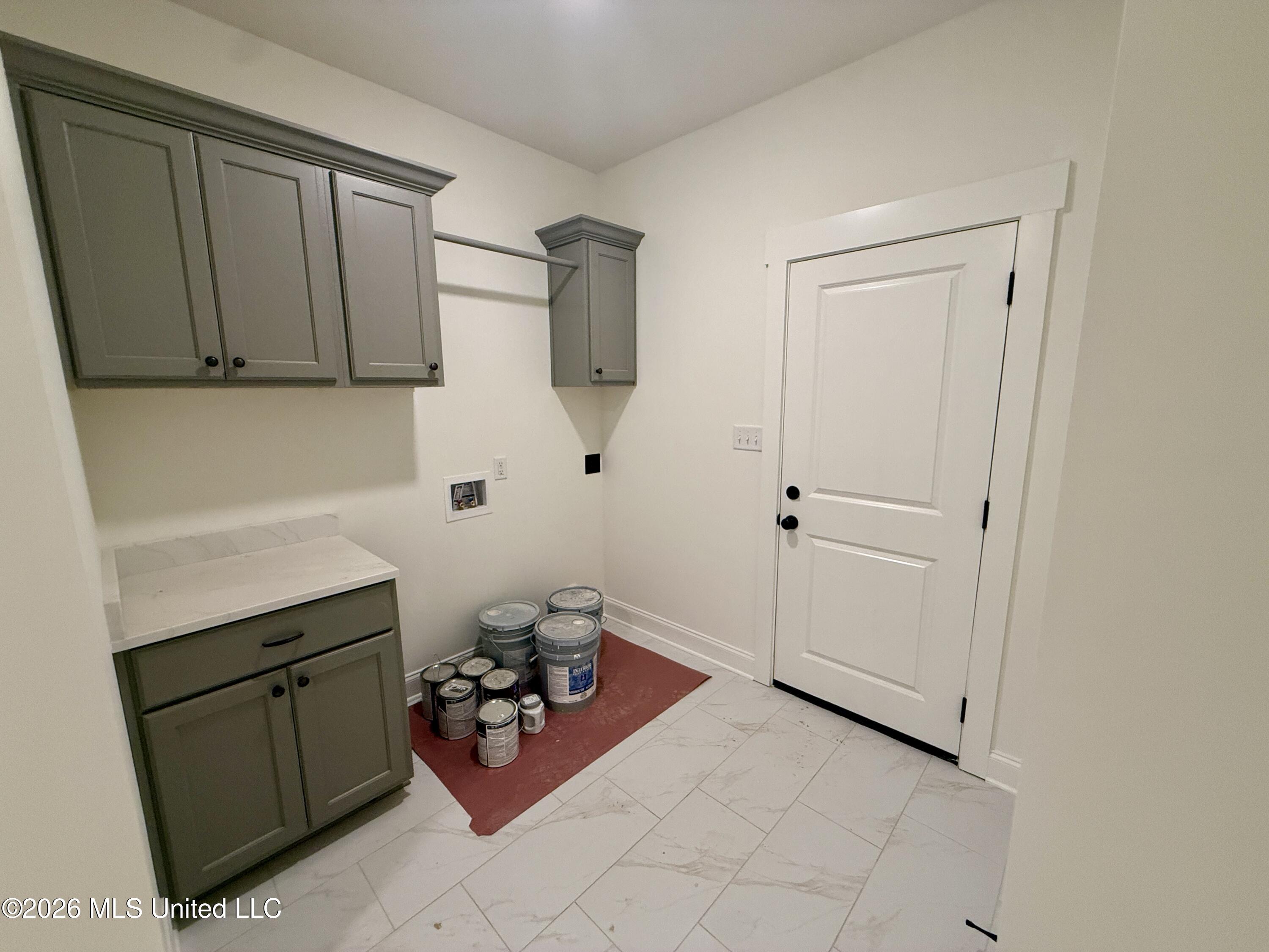 807 Quitman Court Property Photo 12