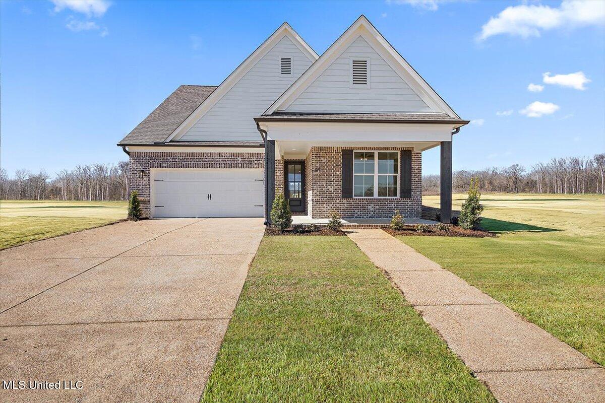 815 Quitman Court Property Photo 3