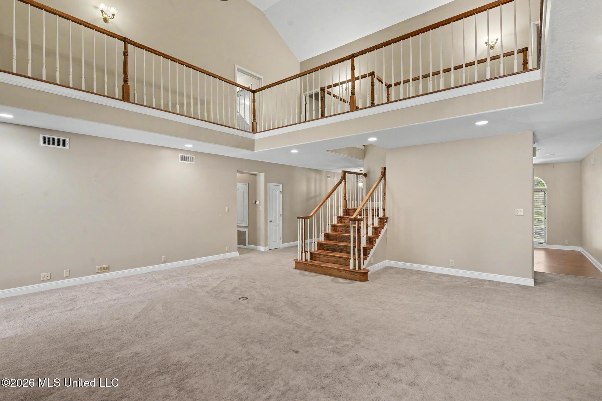 7504 Park Ridge Drive Property Photo 7
