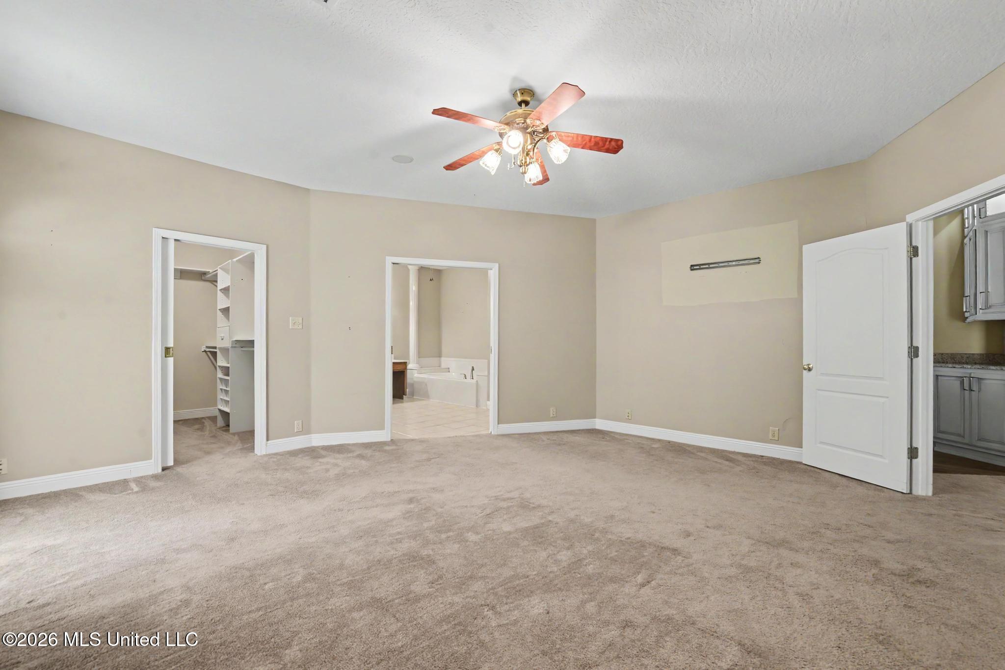 7504 Park Ridge Drive Property Photo 20