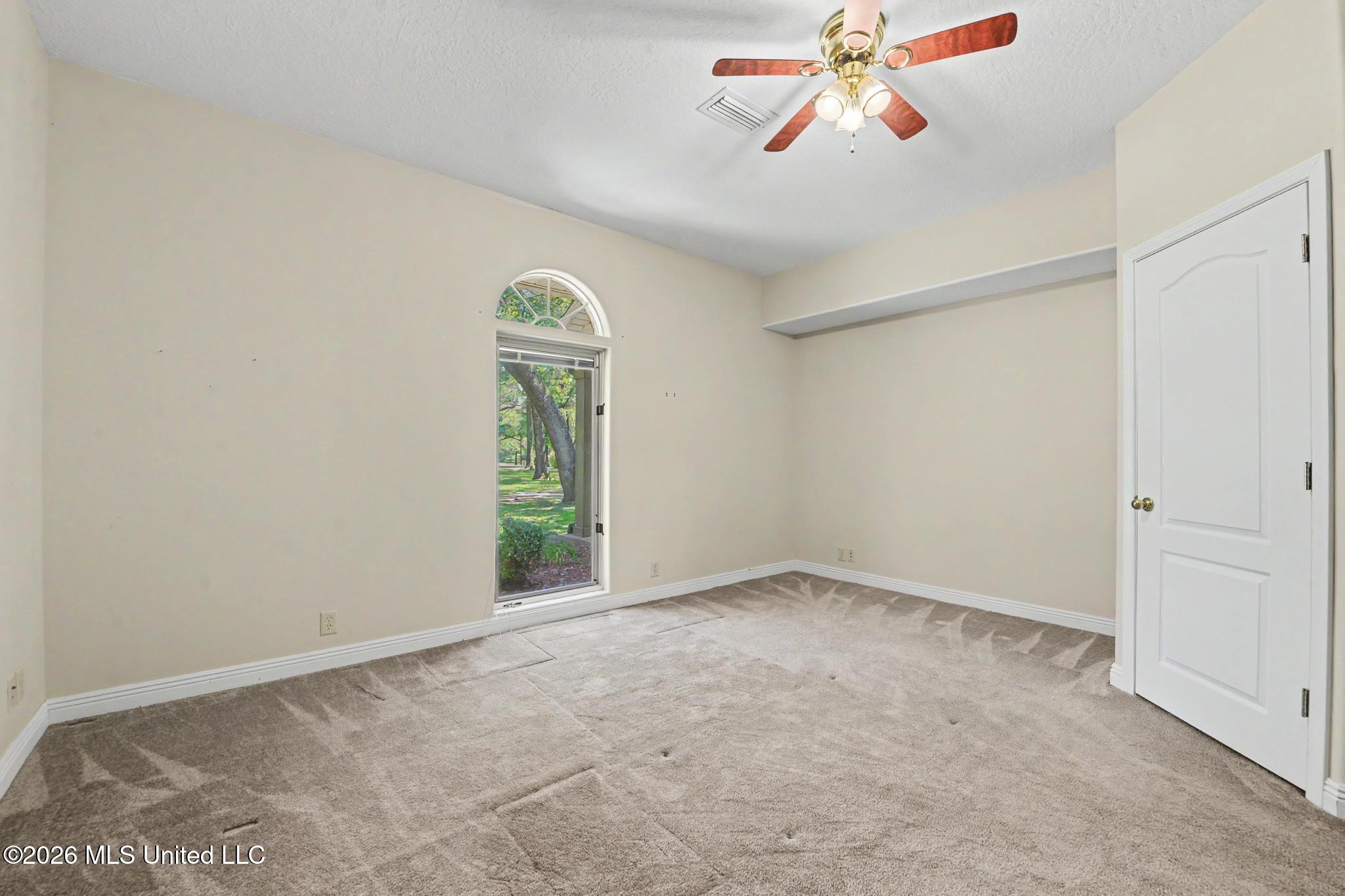7504 Park Ridge Drive Property Photo 23