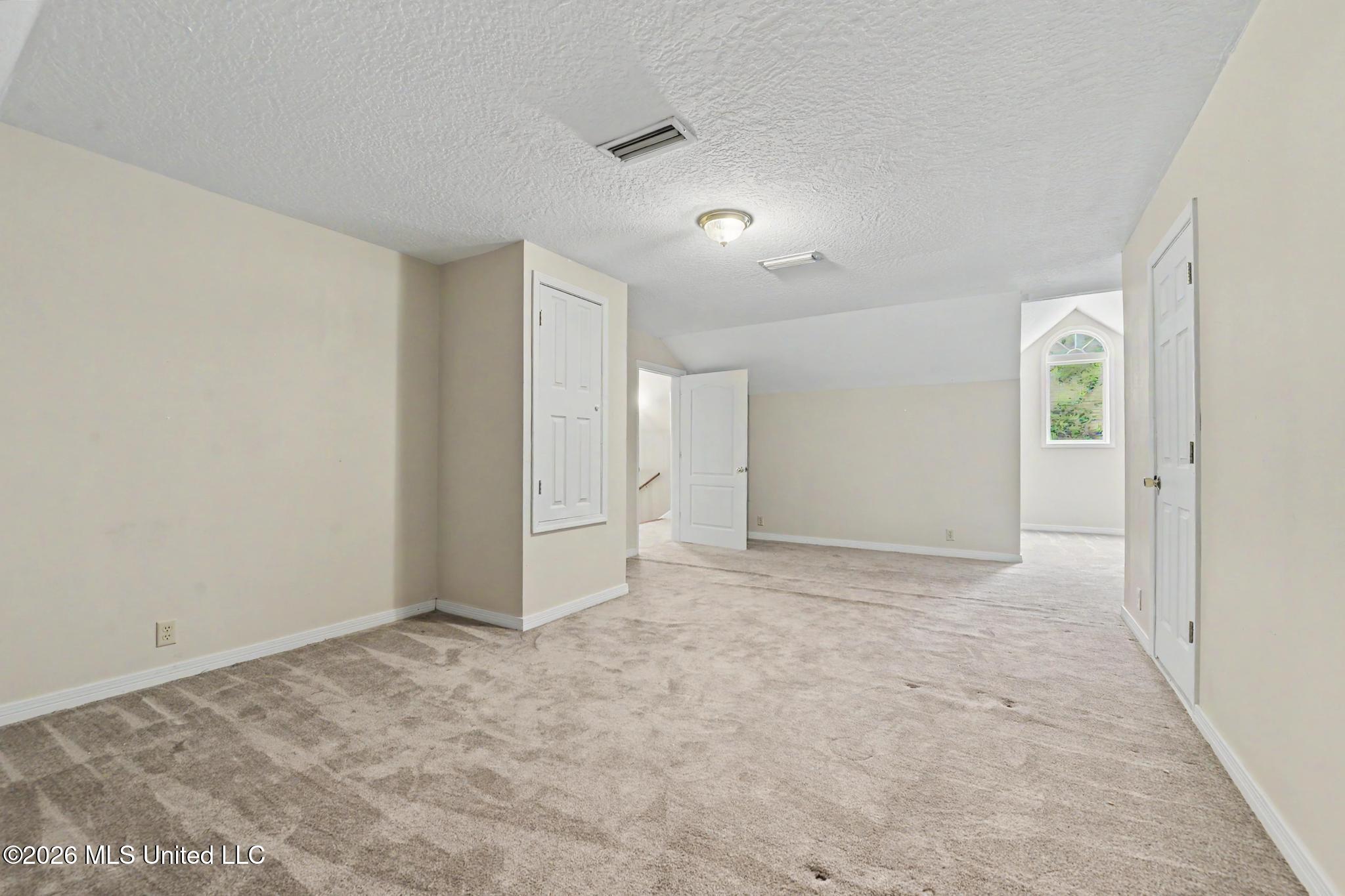 7504 Park Ridge Drive Property Photo 29